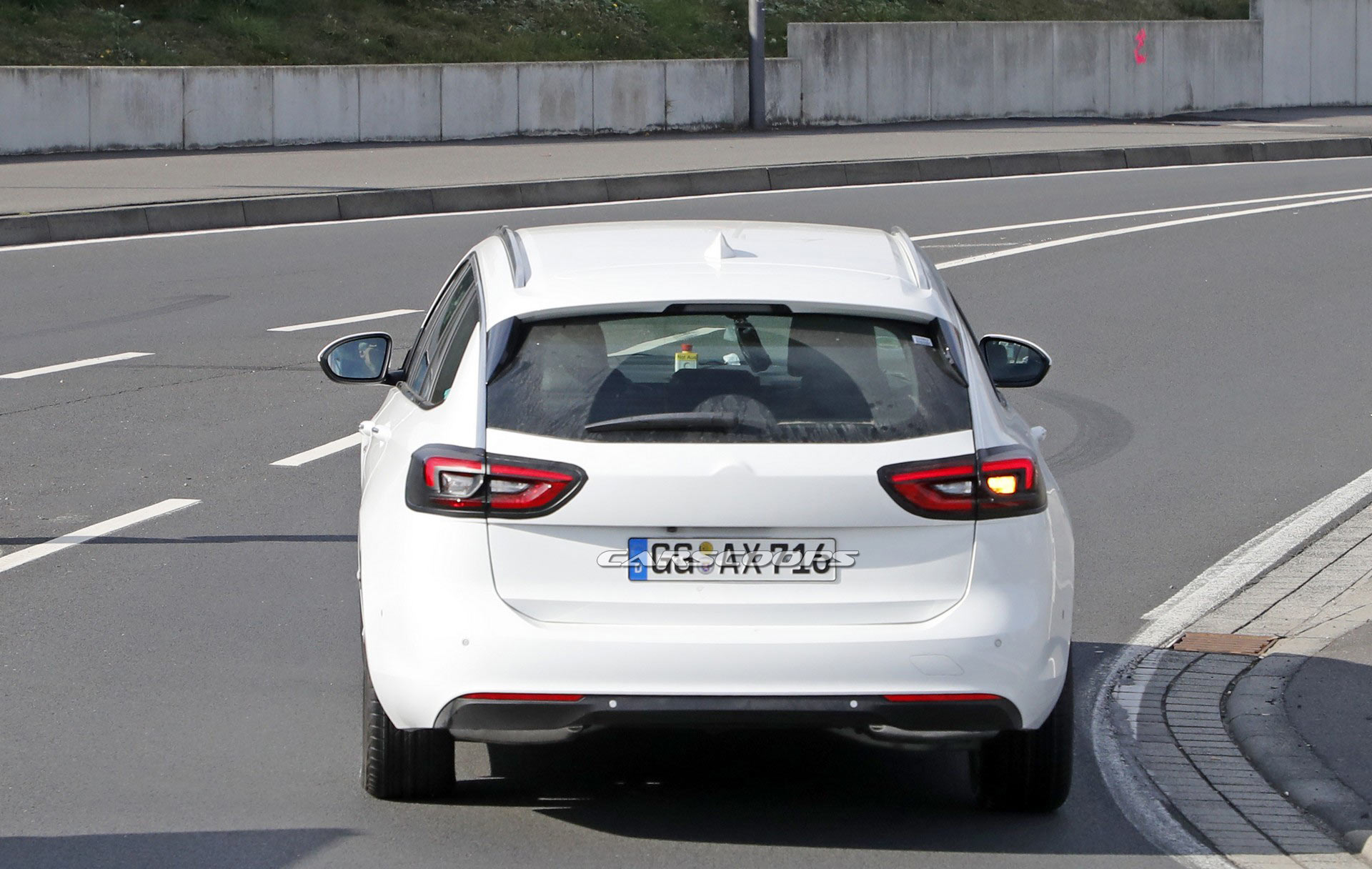 2020 Opel Insignia Sports Tourer-18 That Was Quick: Opel’s Working On An Updated Insignia Sports Tourer For 2020