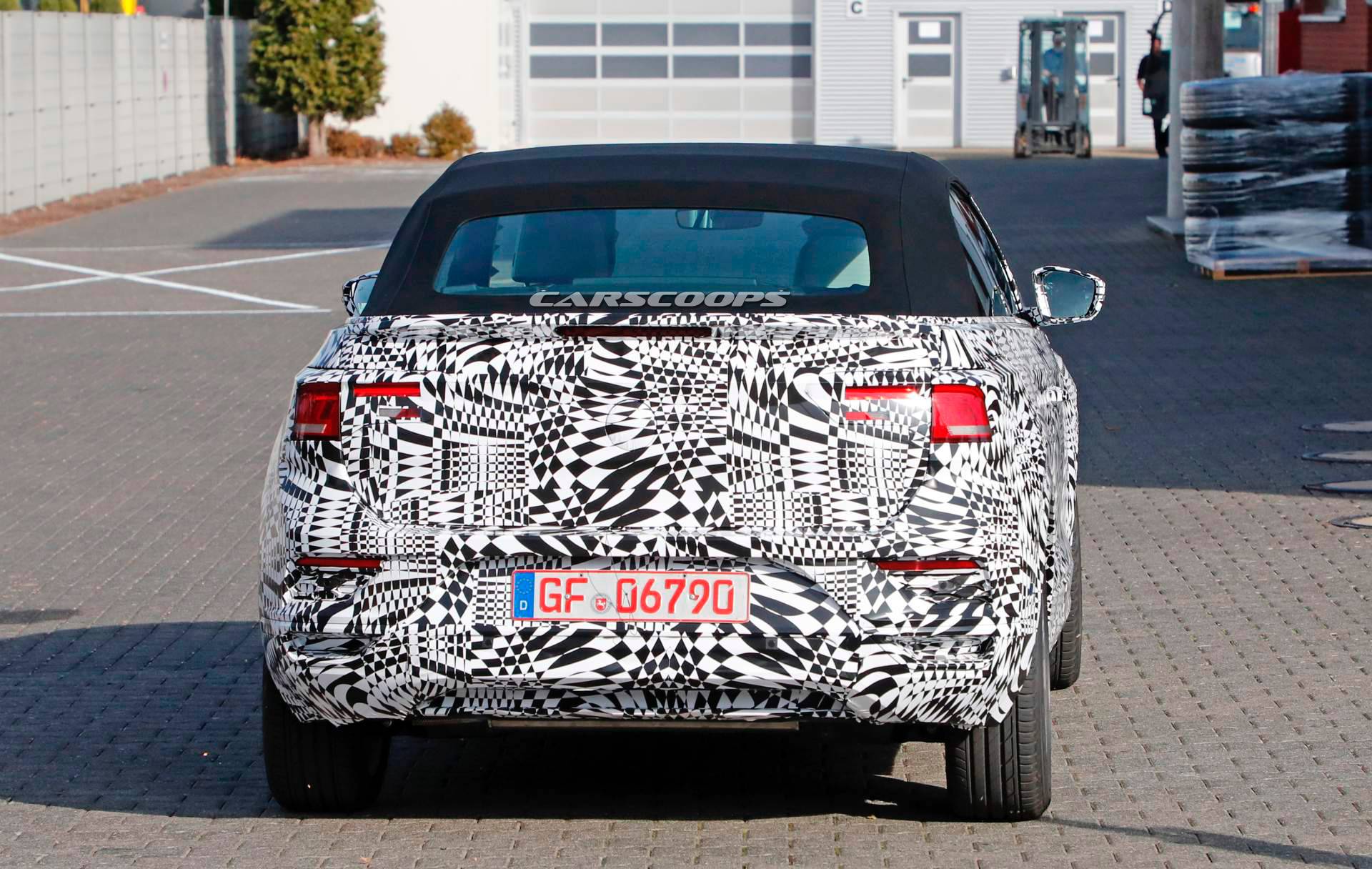 2020 VW T-Roc Cabriolet spy shots 25 2020 VW T-Roc Convertible SUV Reveals Its Soft Top For The First Time