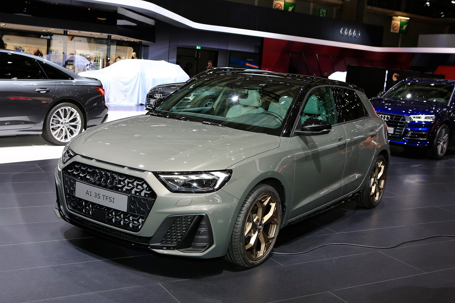 Audi 1 2018 Paris Auto Show Gallery: Audi