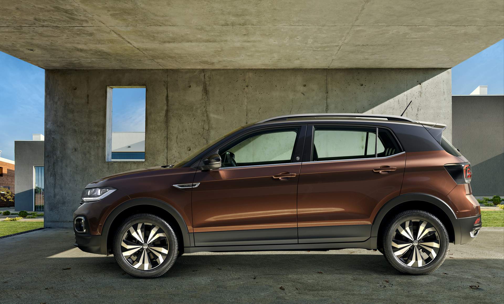 China’s VW T-Cross Has Tiguan-Like Face, See How South America’s Model Looks Too