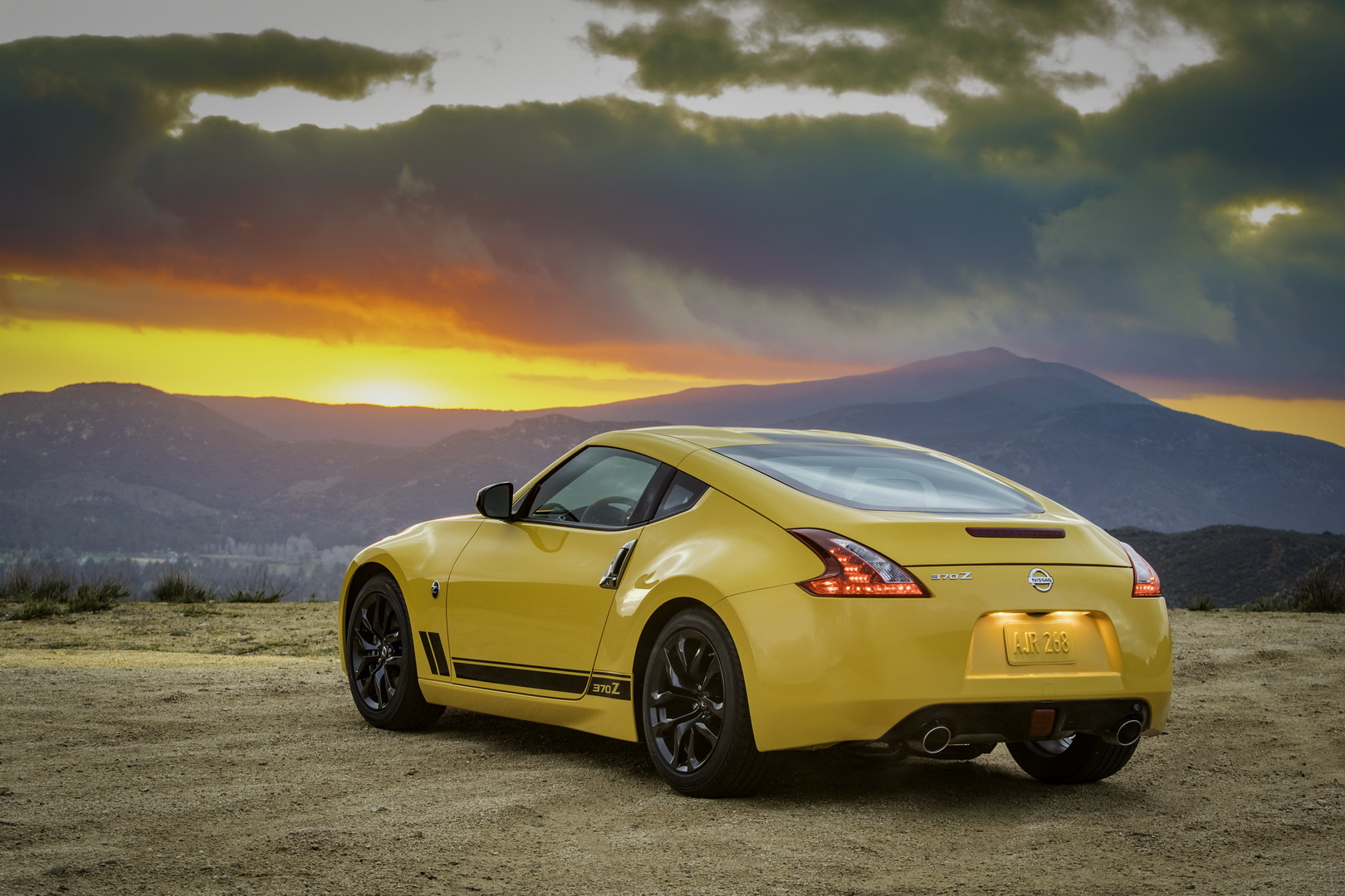 2018 nissan 370z heritage edition 6