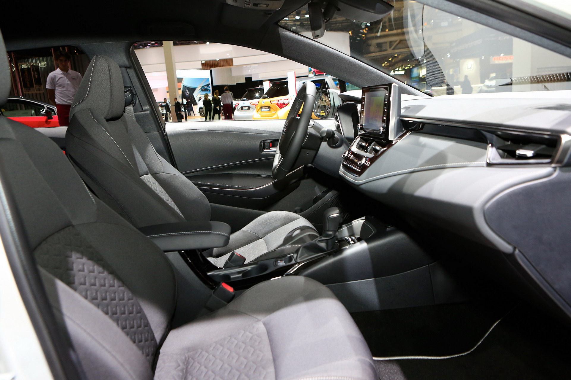 Toyota 3 2018 Paris Auto Show Gallery: Toyota