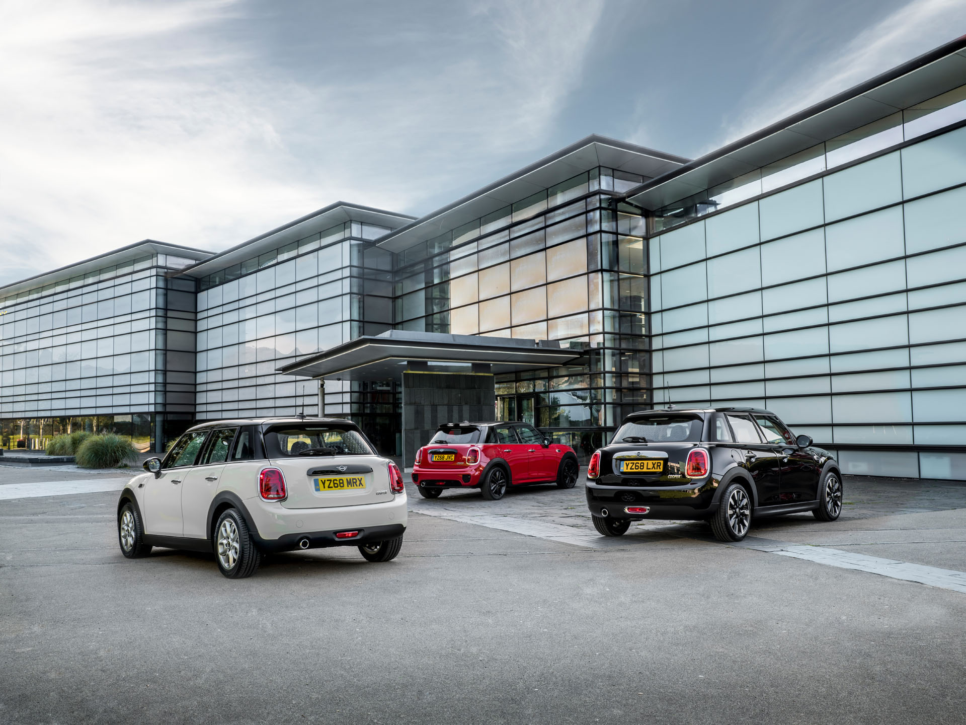mini-uk-trim-levels-03 Mini Simplifies Its Domestic Lineup Under Three New Trim Levels