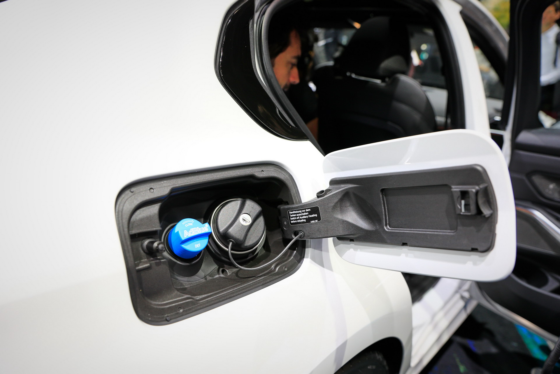 BMW 20 2018 Paris Auto Show Gallery: BMW