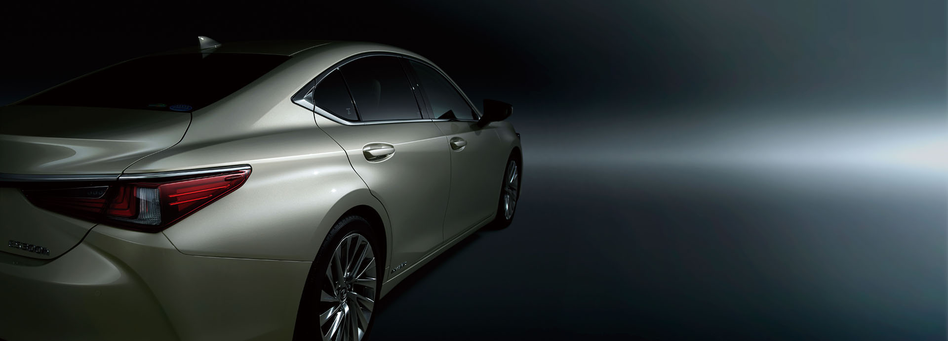 2019-lexus-es-jdm-08 2019 Lexus ES Launches In Japan Complete With Digital Mirrors