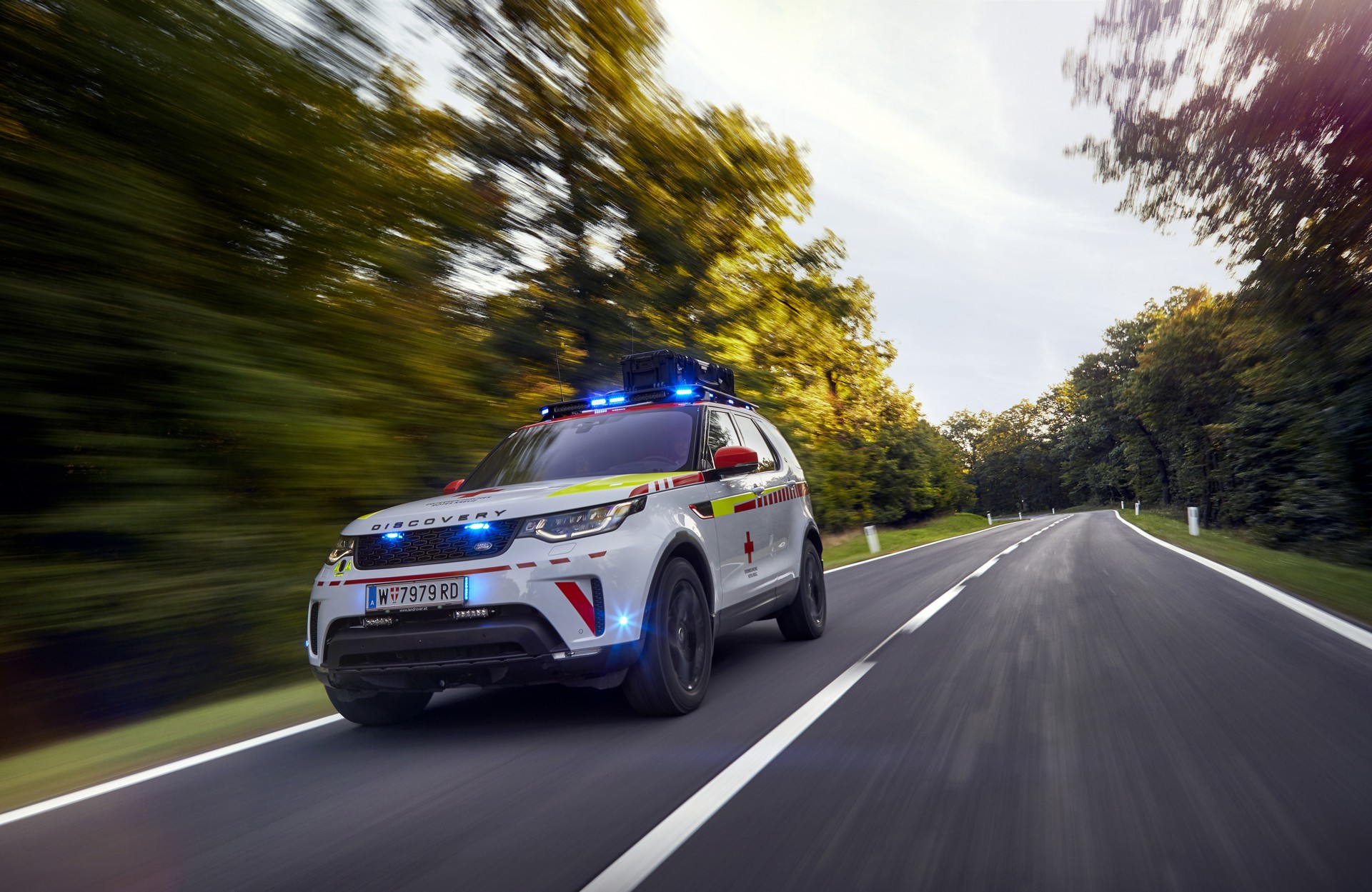 Land Rover Discovery Emergency Response Vehicle-39 Land Rover SVO Builds A One-Off Discovery Emergency Vehicle Complete With A Drone
