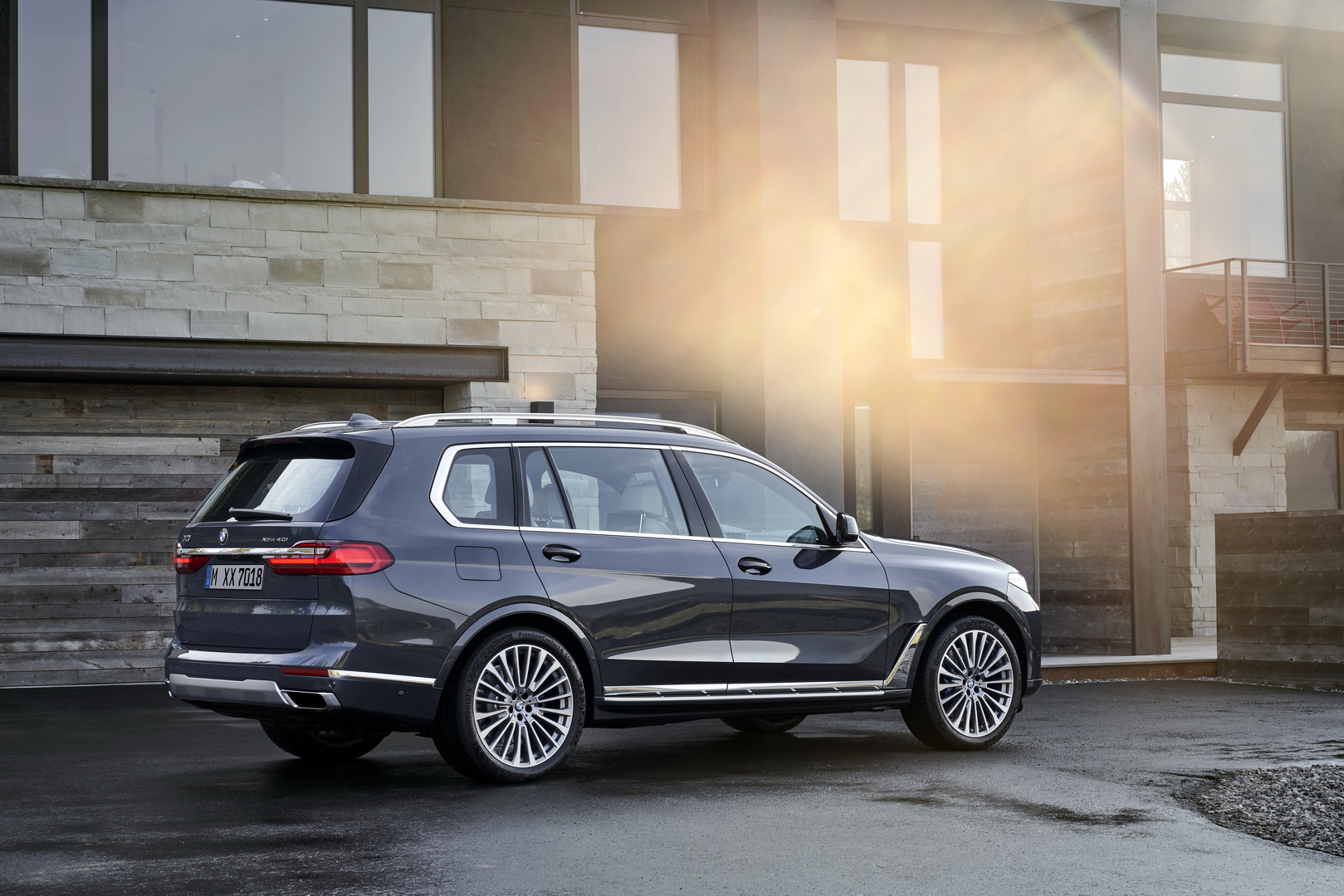 2019 bmw x7 10 BMW X7 Priced From £72,155 In UK, Will Go On Sale In April 2019