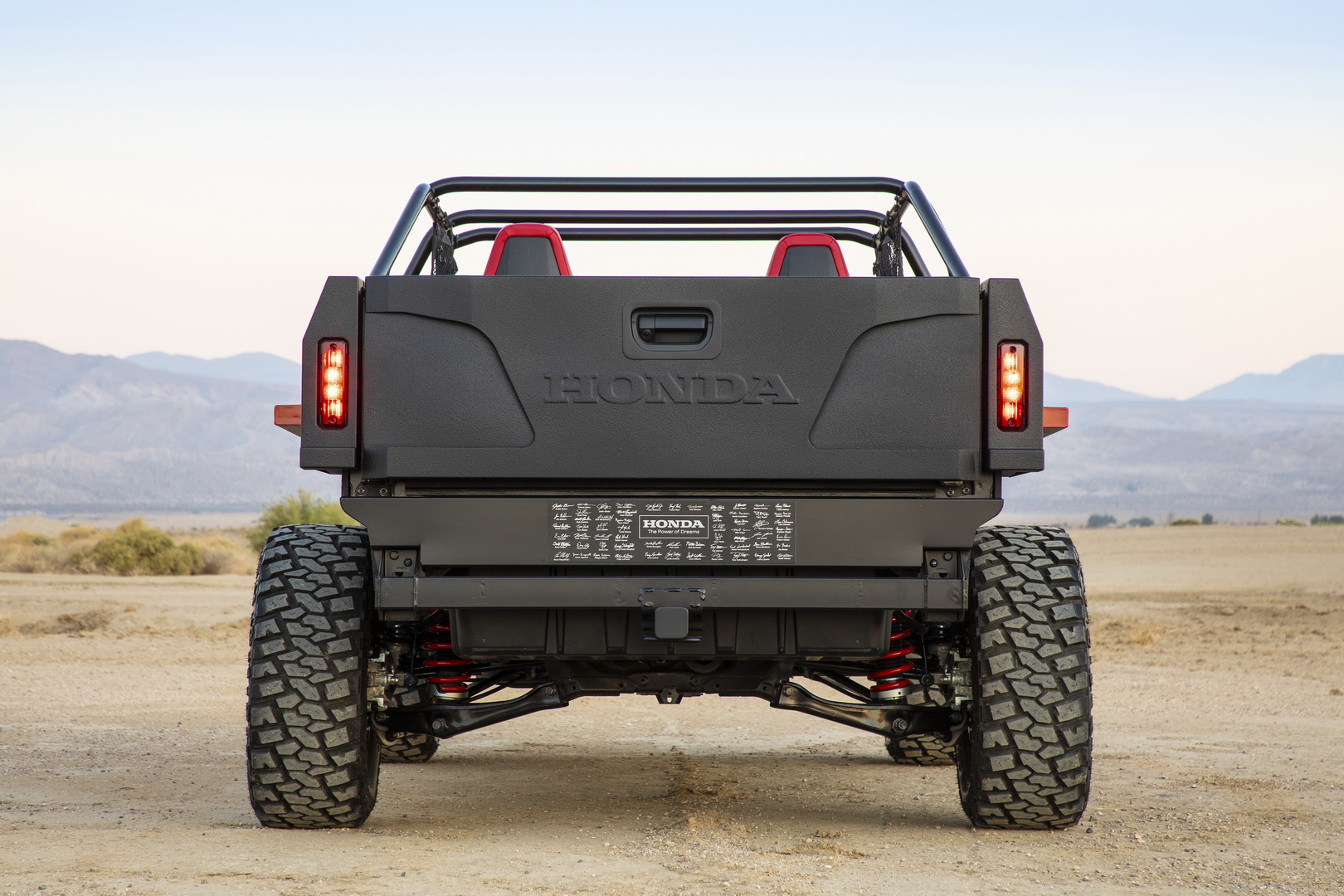 2018 honda rugged open air vehicle concept 11 Honda’s New Open Air Vehicle Concept Is A Ridgeline-Based Buggy