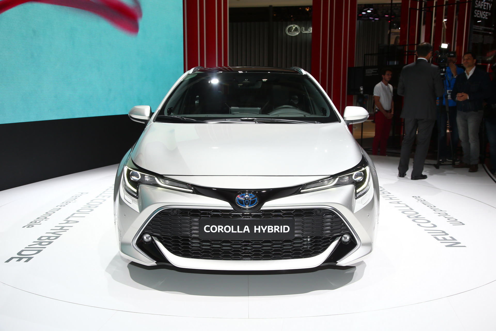 Toyota b14 2018 Paris Auto Show Gallery: Toyota