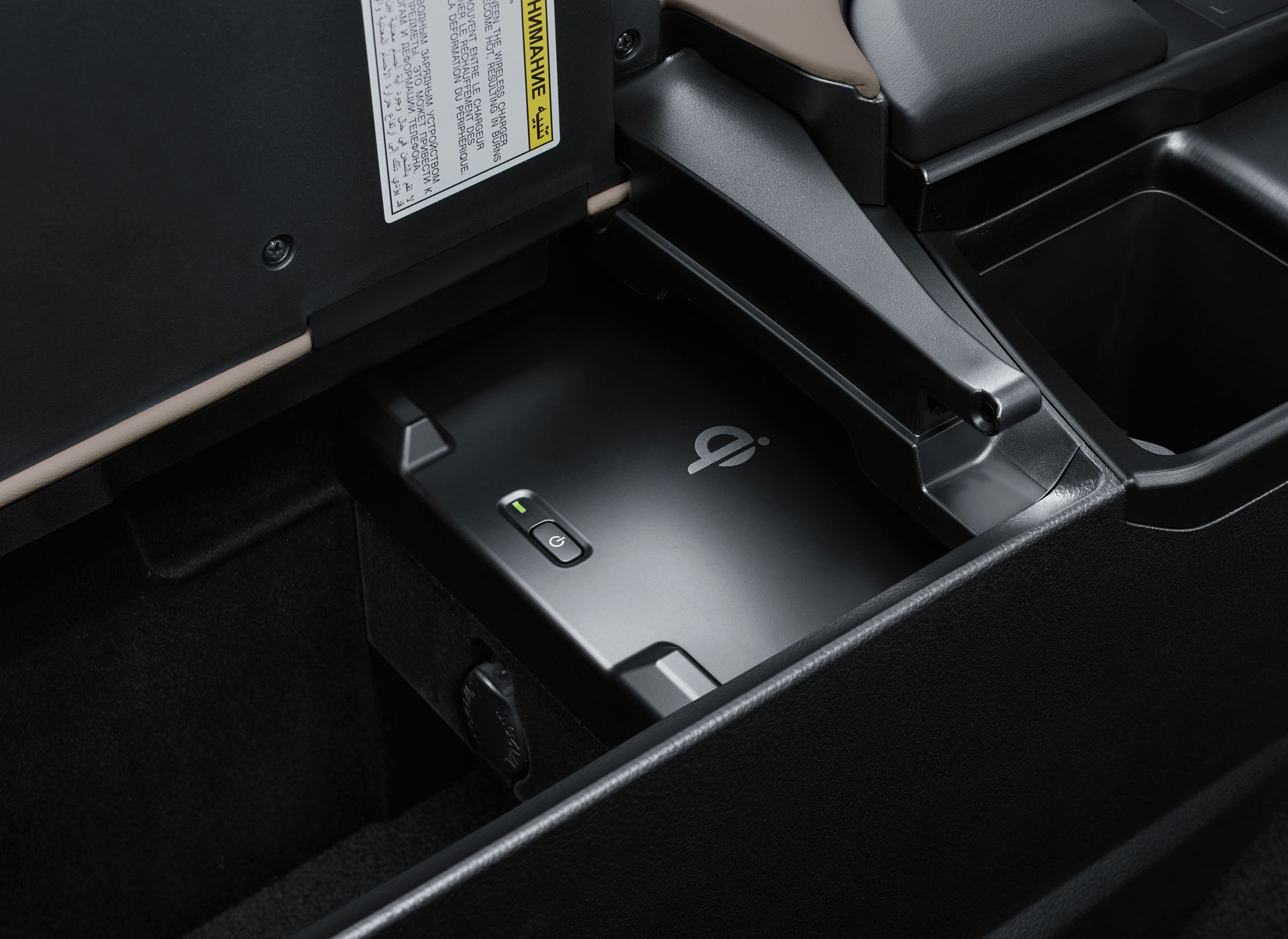 2019-lexus-es-jdm-57 2019 Lexus ES Launches In Japan Complete With Digital Mirrors