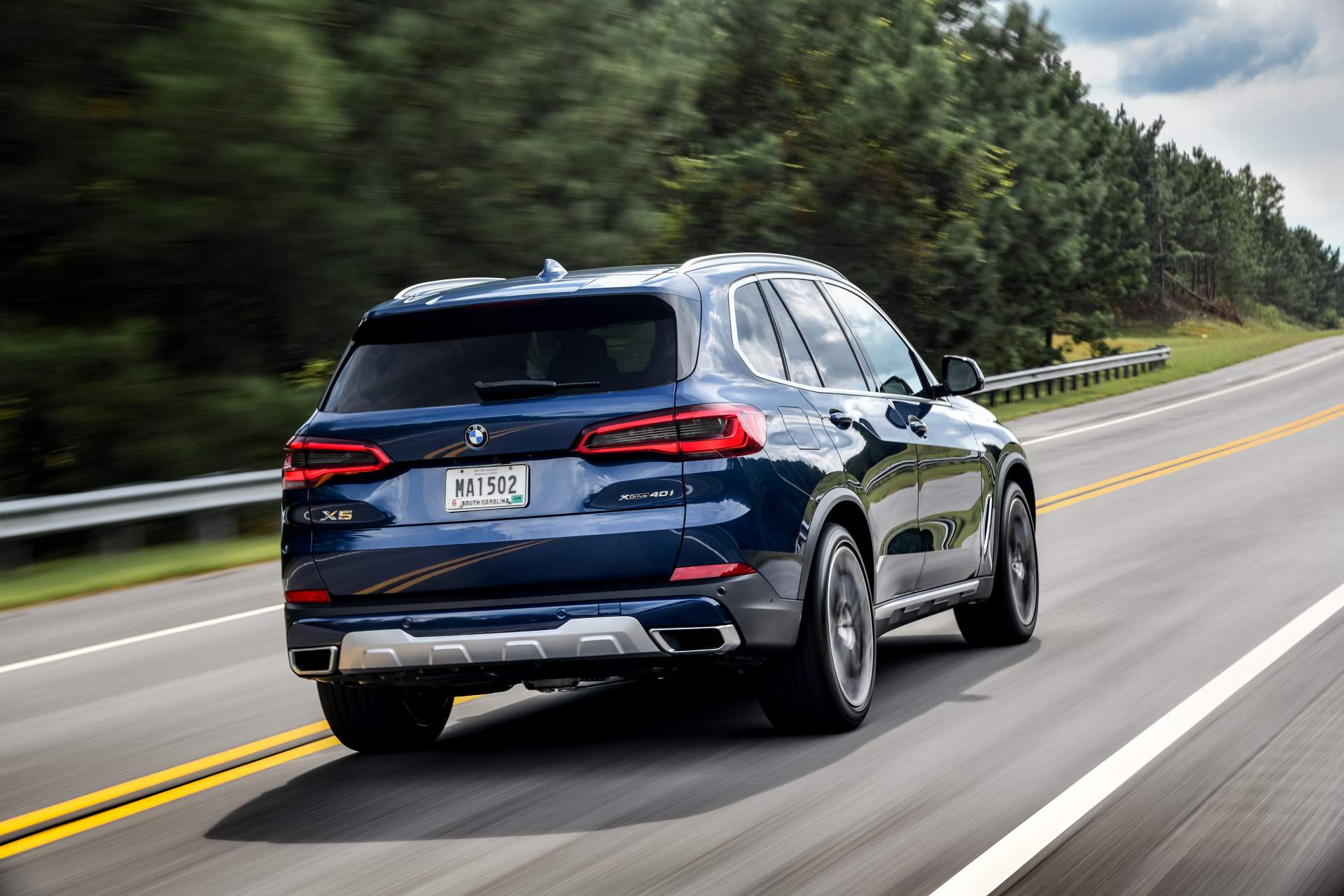2019 BMW X5 192 Your 2019 BMW X5 Photo Gallery Is Here And It’s Huge