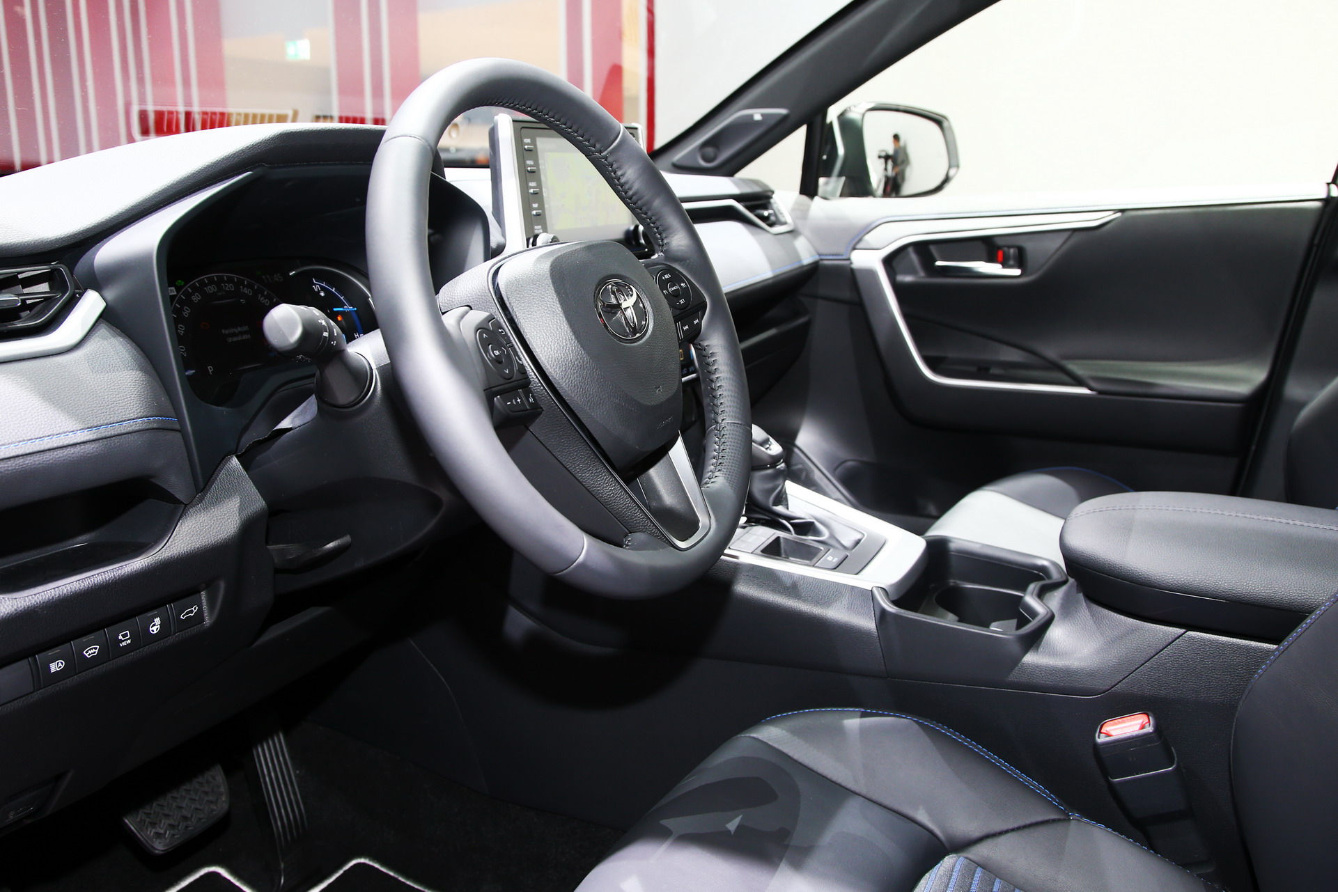 Toyota b32 2018 Paris Auto Show Gallery: Toyota