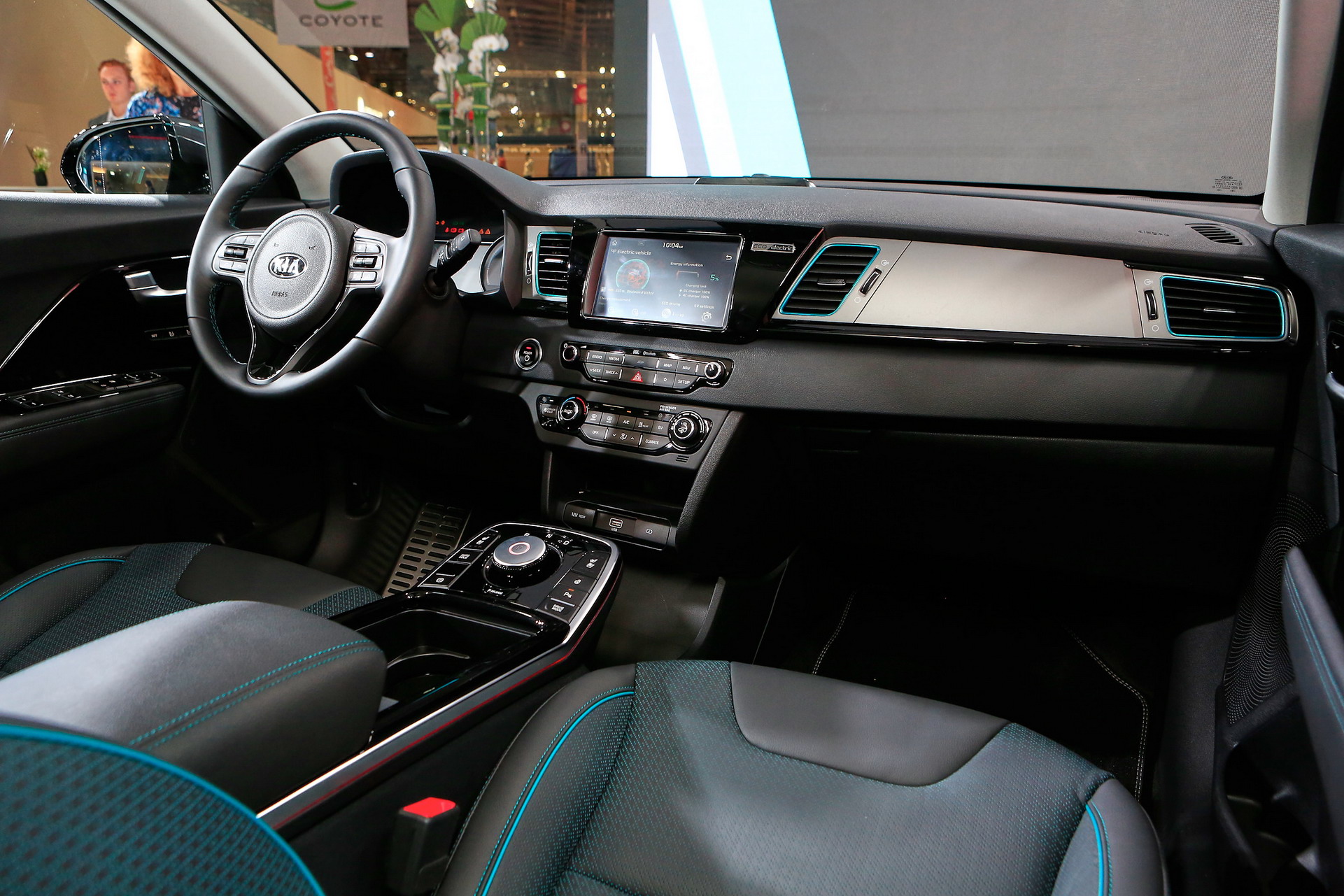 Kia 21 2018 Paris Auto Show Gallery: Kia