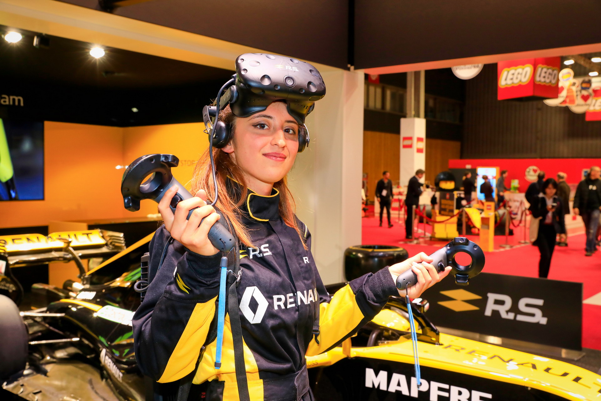 General 23 2018 Paris Auto Show Gallery: General Views