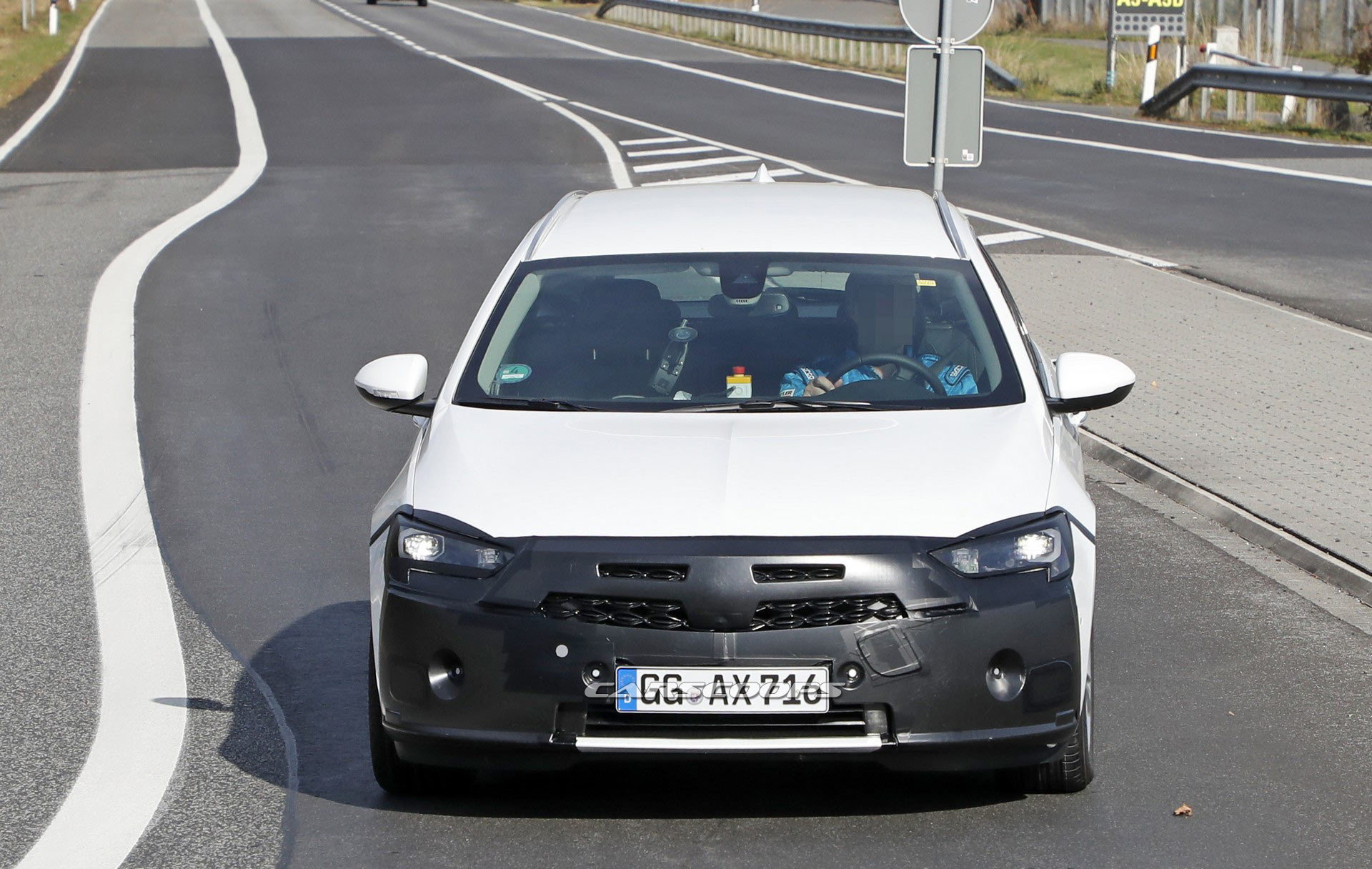 2020 Opel Insignia Sports Tourer-10 That Was Quick: Opel’s Working On An Updated Insignia Sports Tourer For 2020