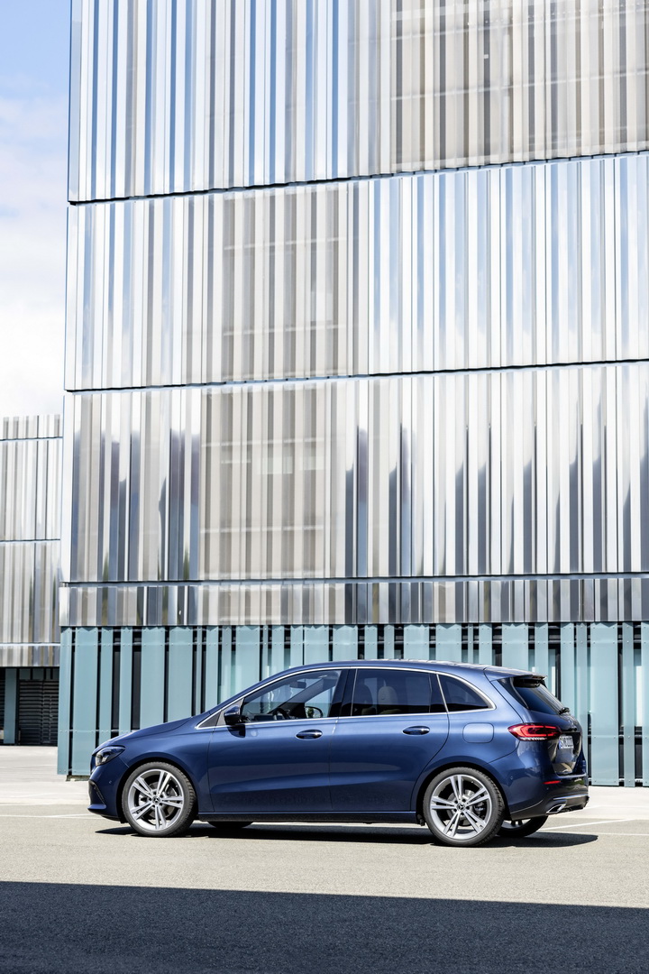 Mercedes-Benz B-Klasse, W 247, 2018 // Mercedes-Benz B-Class, W All-New Mercedes B-Class Lands In Paris With Fresh Looks And Tech