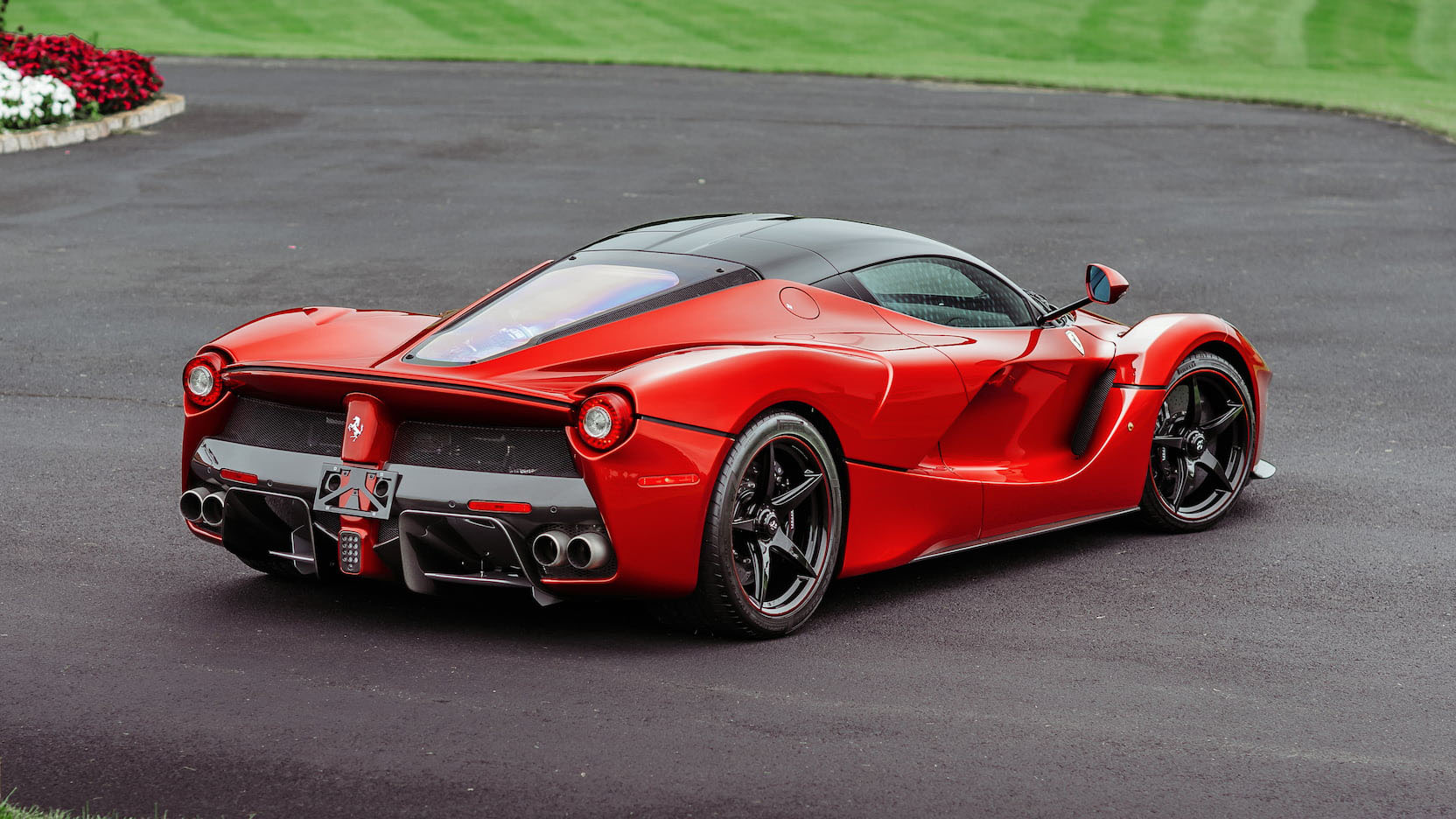 2014 FERRARI LAFERRARI Kissimmee Auction 03 Place The Winning Bids And Take Home This Matching LaFerrari & Aperta Duo