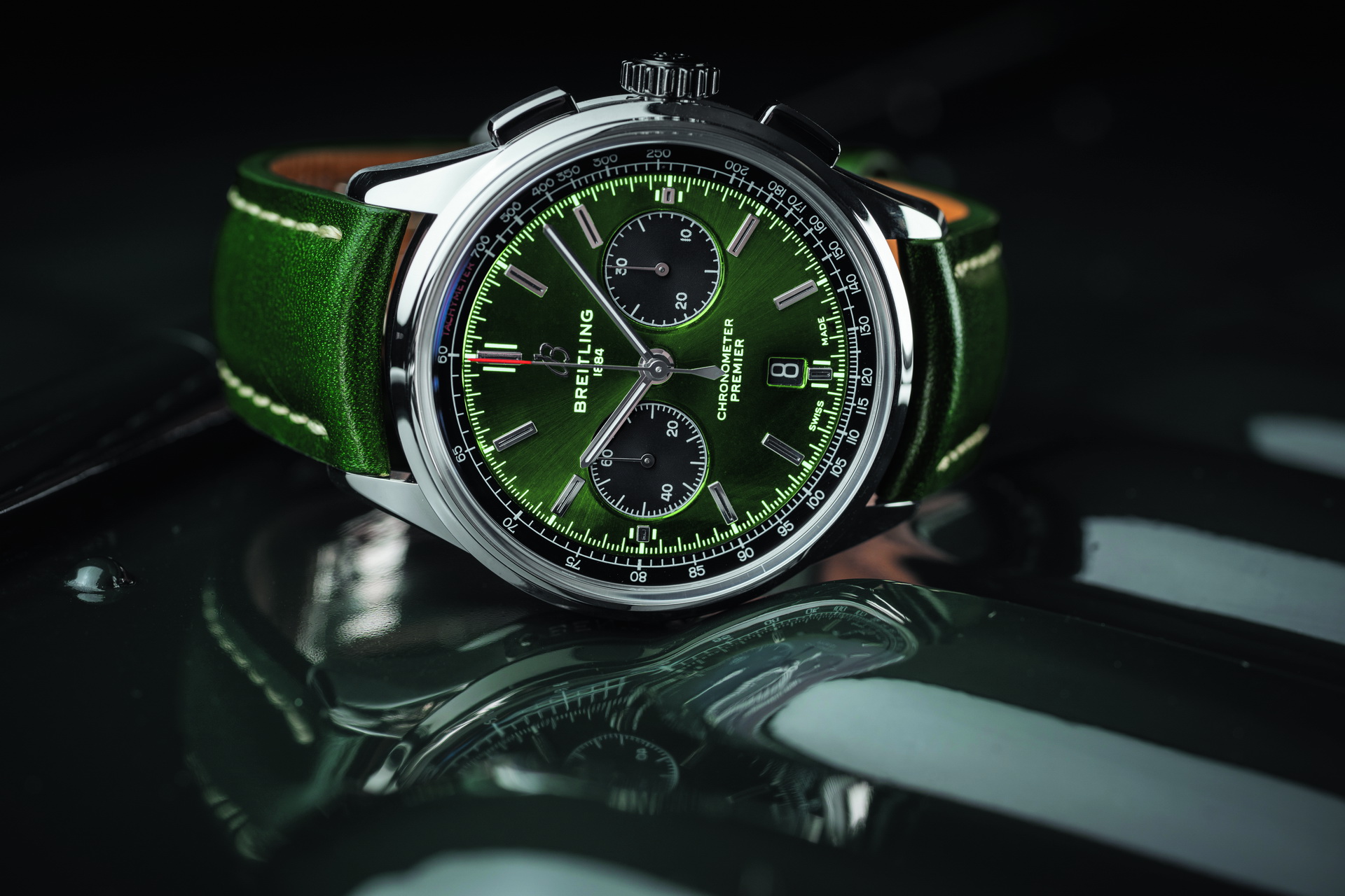 Bentley-Breitling-01 Bentley Renews Breitling Partnership With New Premier B01 Chronograph 42