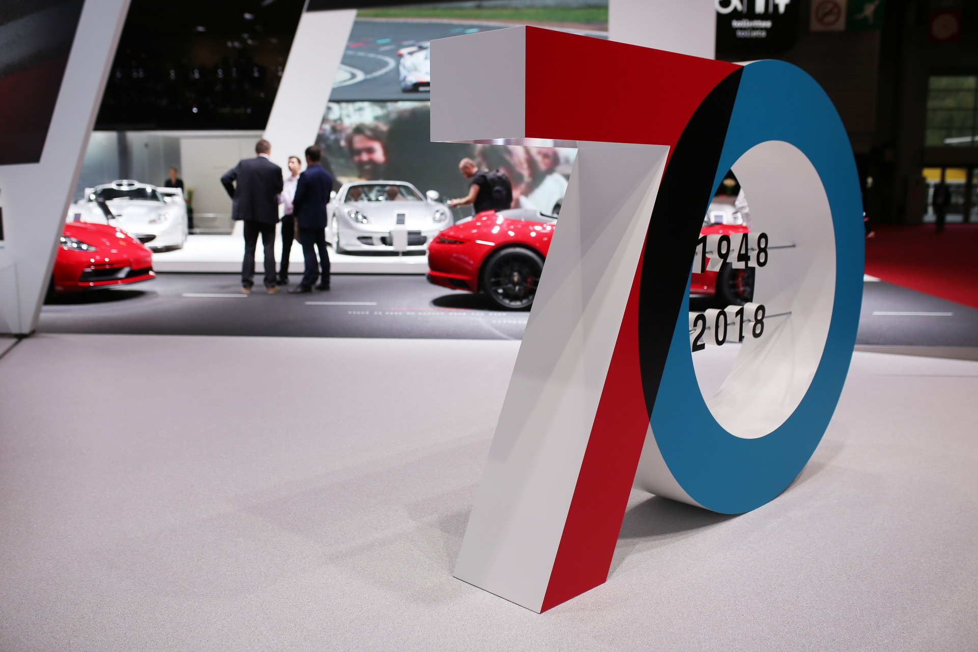 General b18 2018 Paris Auto Show Gallery: General Views