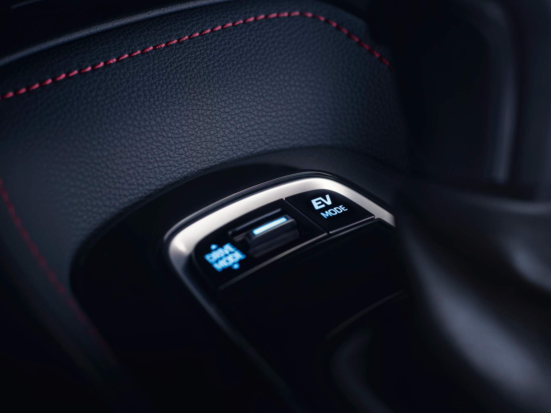 2019 Toyota Corolla 2 2019 Toyota Corolla Reveals Its Two Flavors In Paris