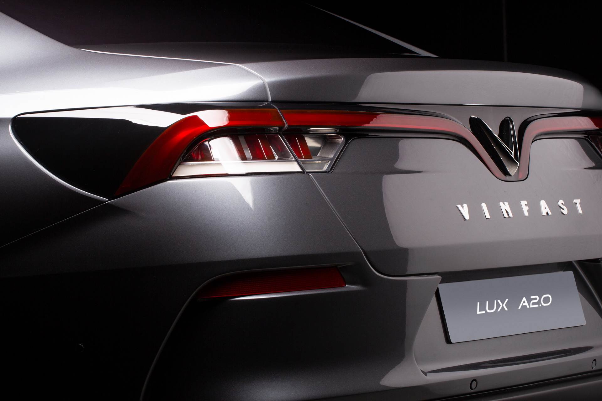 vinfast suv sedan paris debuts 40 VinFast Details LUX SA2.0 SUV and A2.0 Sedan In Paris
