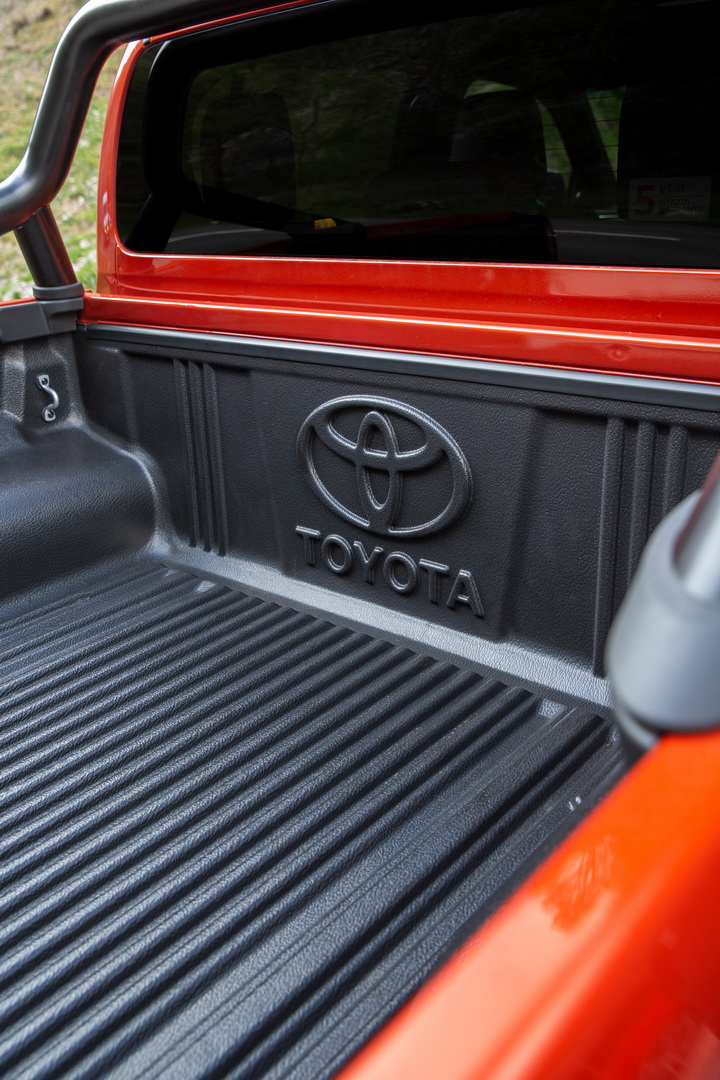 2019 toyota hilux invincible x 55 Toyota Hilux Gains New Invincible X Range-Topping Trim And Limited Edition In UK