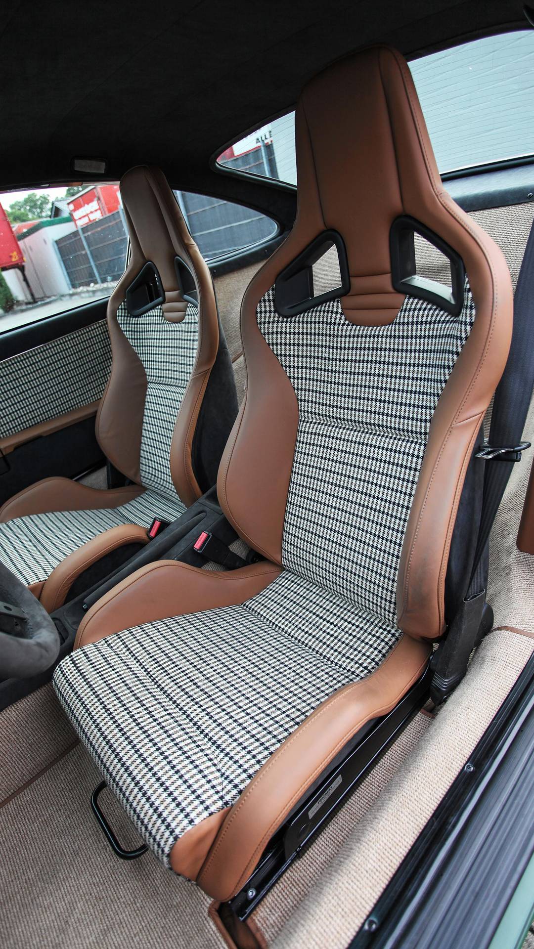 dp-motorsport-porsche-911-964 (17) DP Motorsport’s Speedy Irishman Is Germany’s Answer To Singer