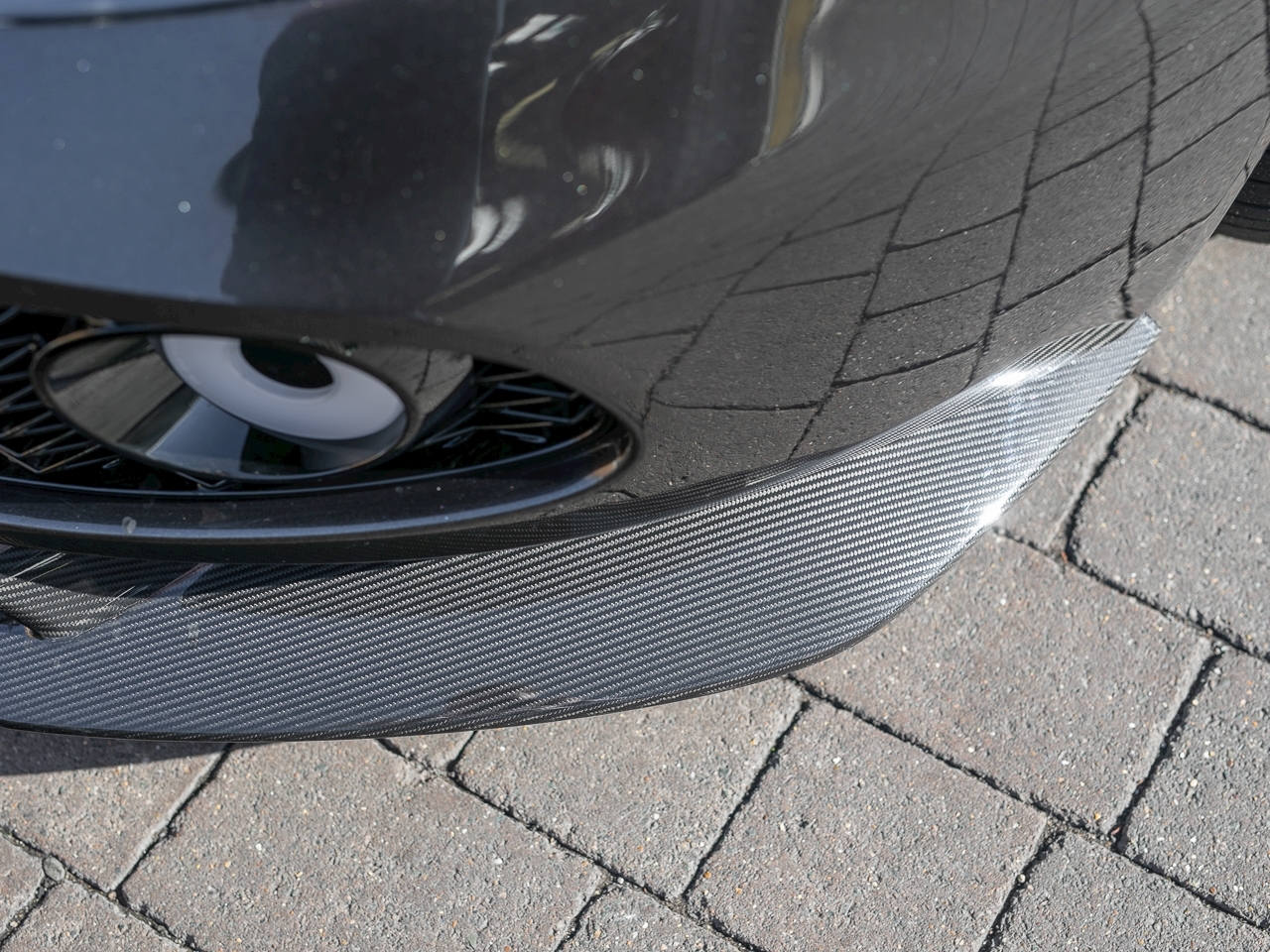 Aston-Martin-Vanquish-Zagato-Volante-26 Rare Aston Martin Vanquish Zagato Volante Is Almost A Bargain