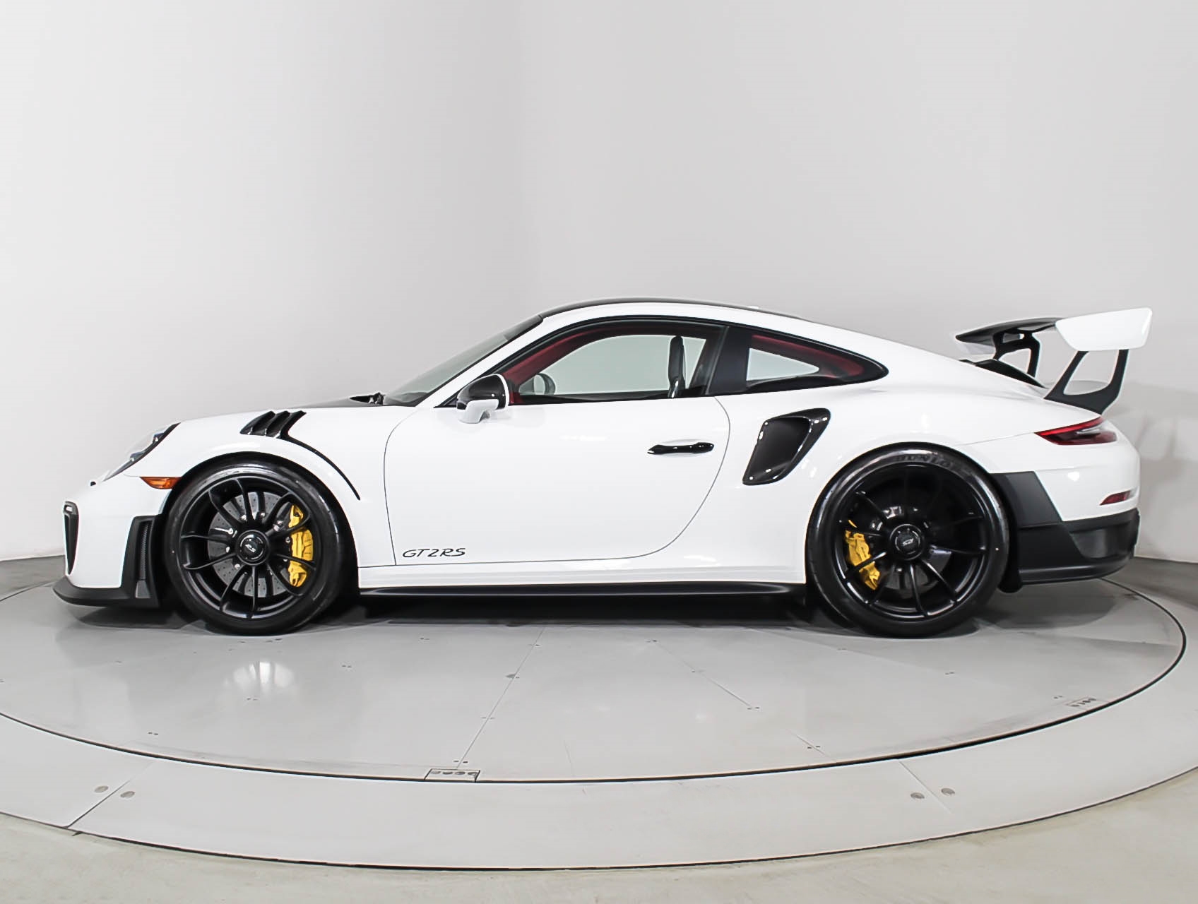 2018 porsche 911 gt2rs weissach auction bat 33 151-Mile Porsche 911 GT2 RS With Weissach Pack Is Auctioned Off