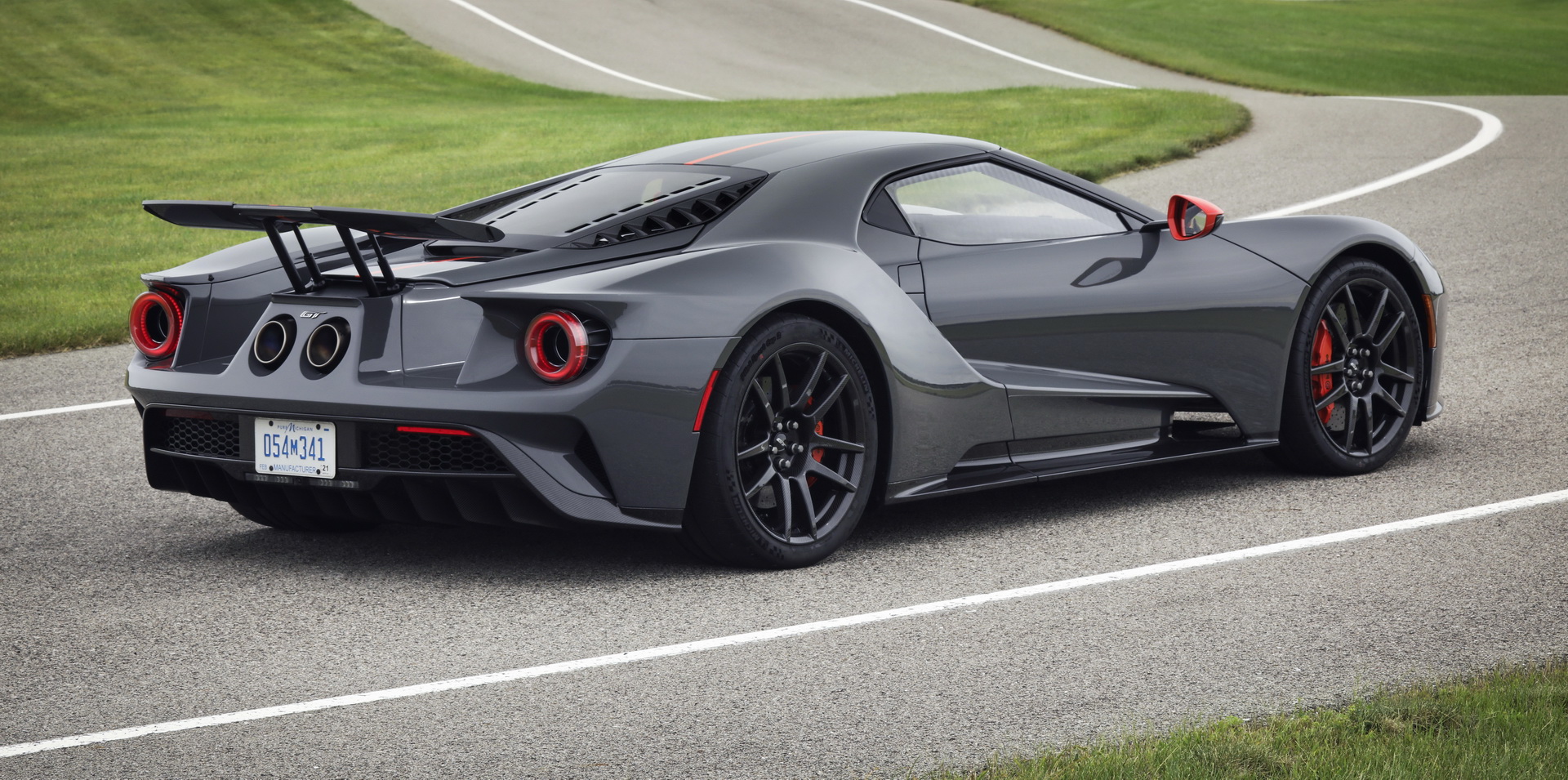 2019 ford gt carbon series 5 2019 Ford GT Carbon Series Breaks Cover, Future Owners Already Shortlisted