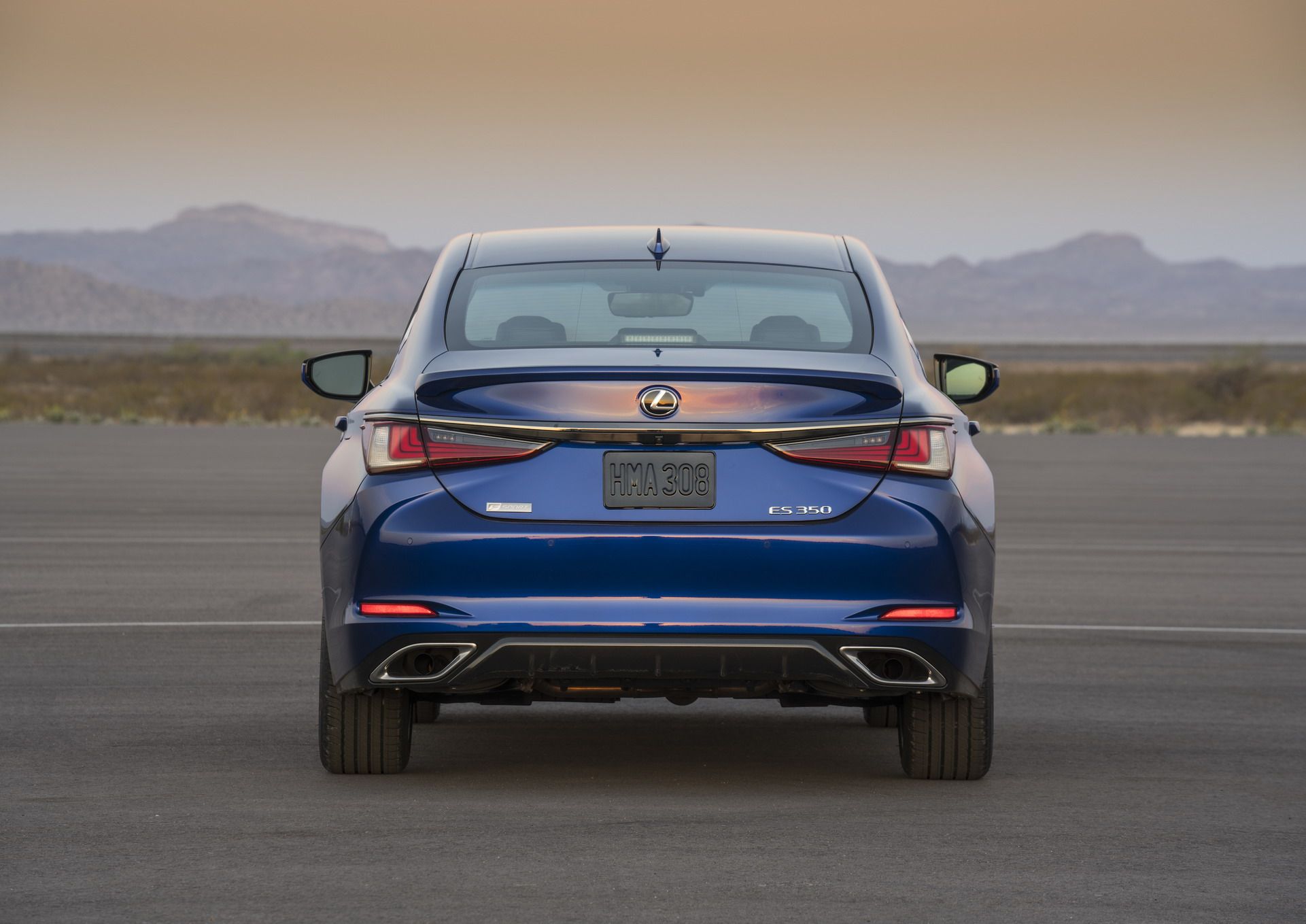 2019 lexus es 300h paris livepics 37 2019 Lexus ES 300h Looks To Make A Name For Itself In Europe As GS Replacement