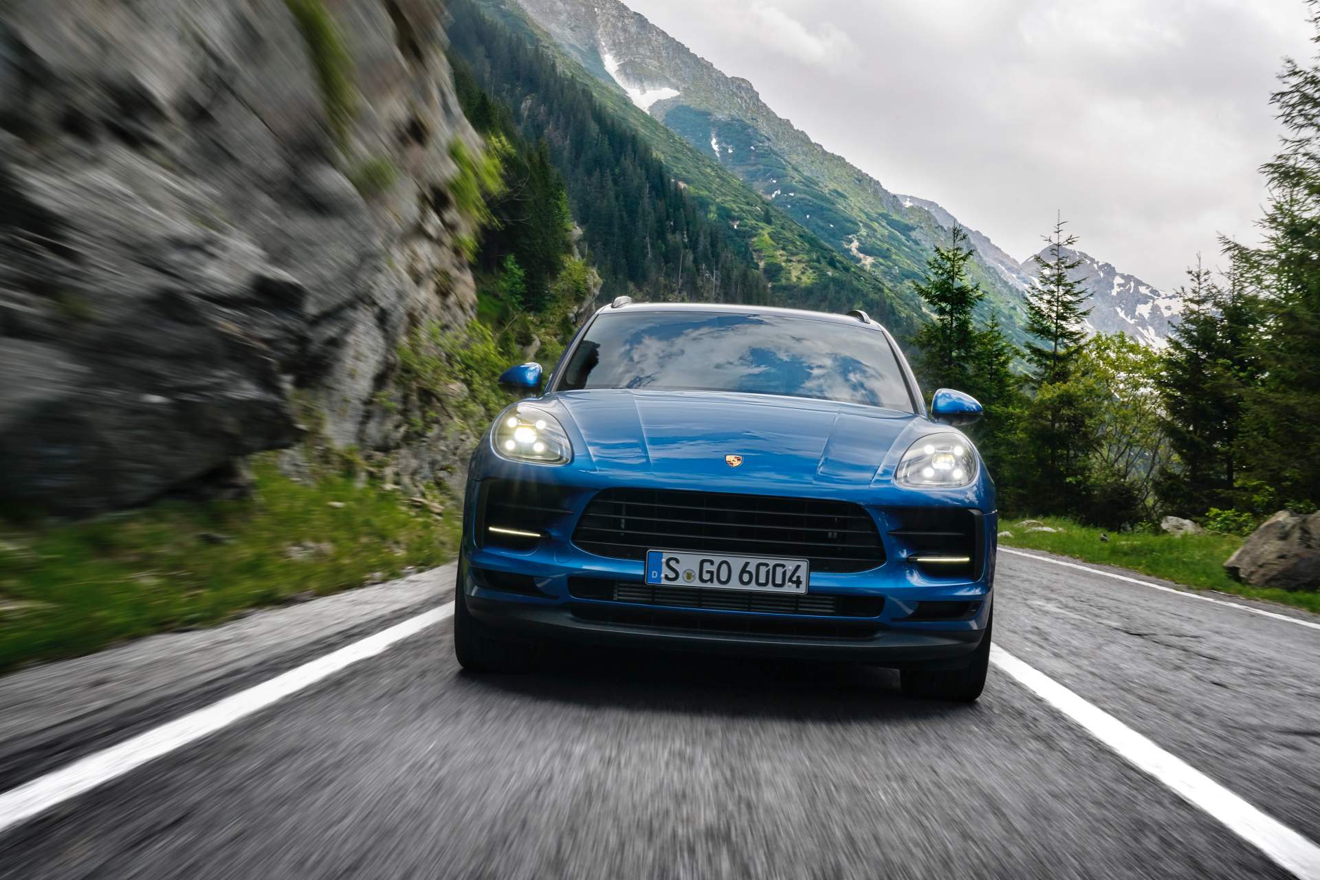 2019 Porsche Macan 8 2019 Porsche Macan Debuts In Europe With 245 PS 2.0L Turbo-Four