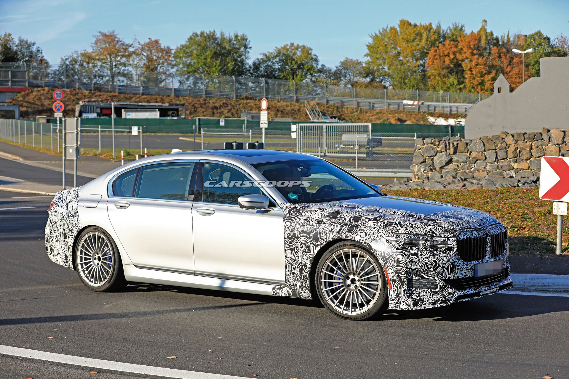 BMW-Alpina-B7-16 2020 BMW Alpina B7 Facelift Spotted With Texas-Sized Grille And Sportier Front Bumper