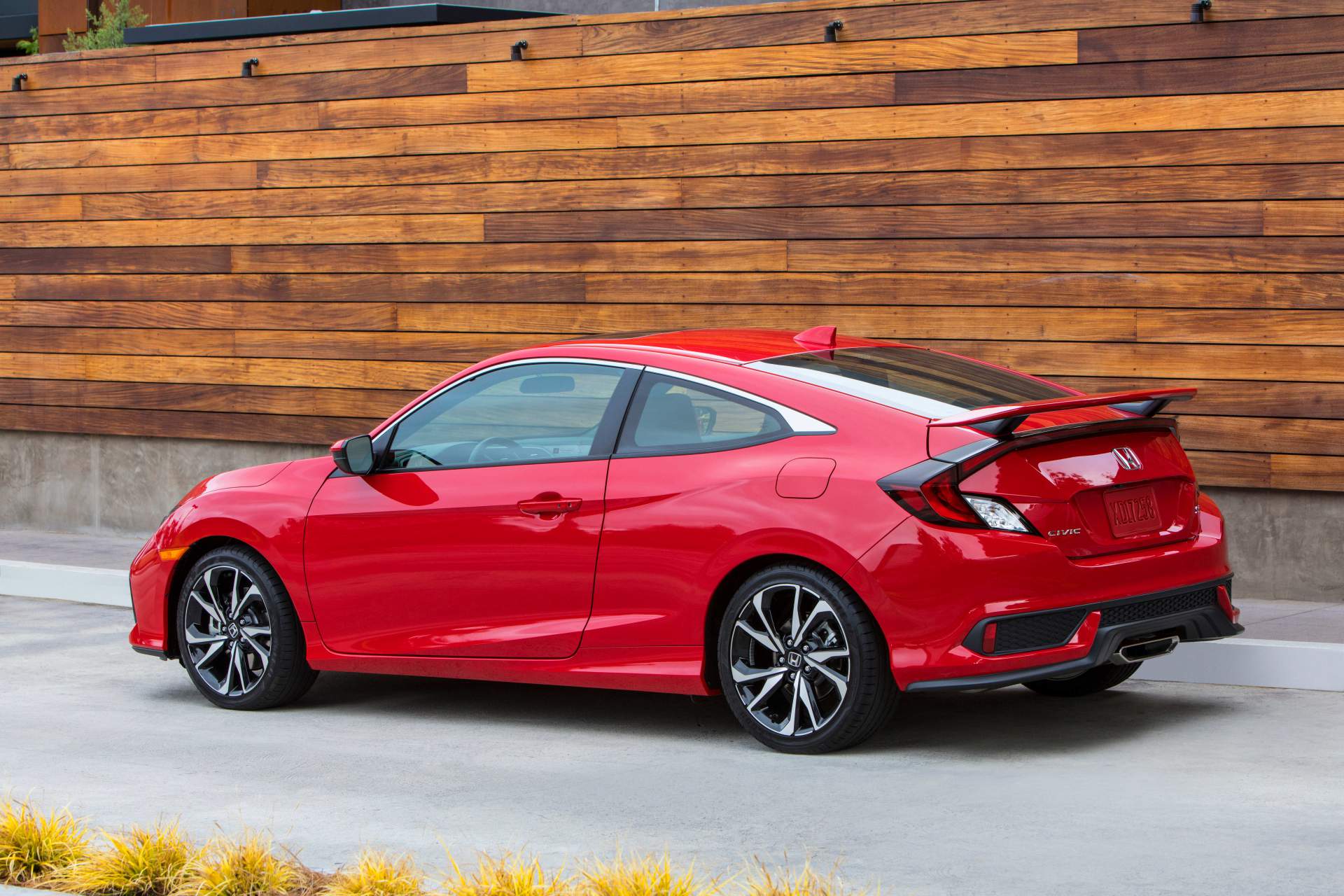 2019 Honda Civic Si Coupe 2019 Honda Civic Si Models Bring Minor Updates And $200 Price Hike