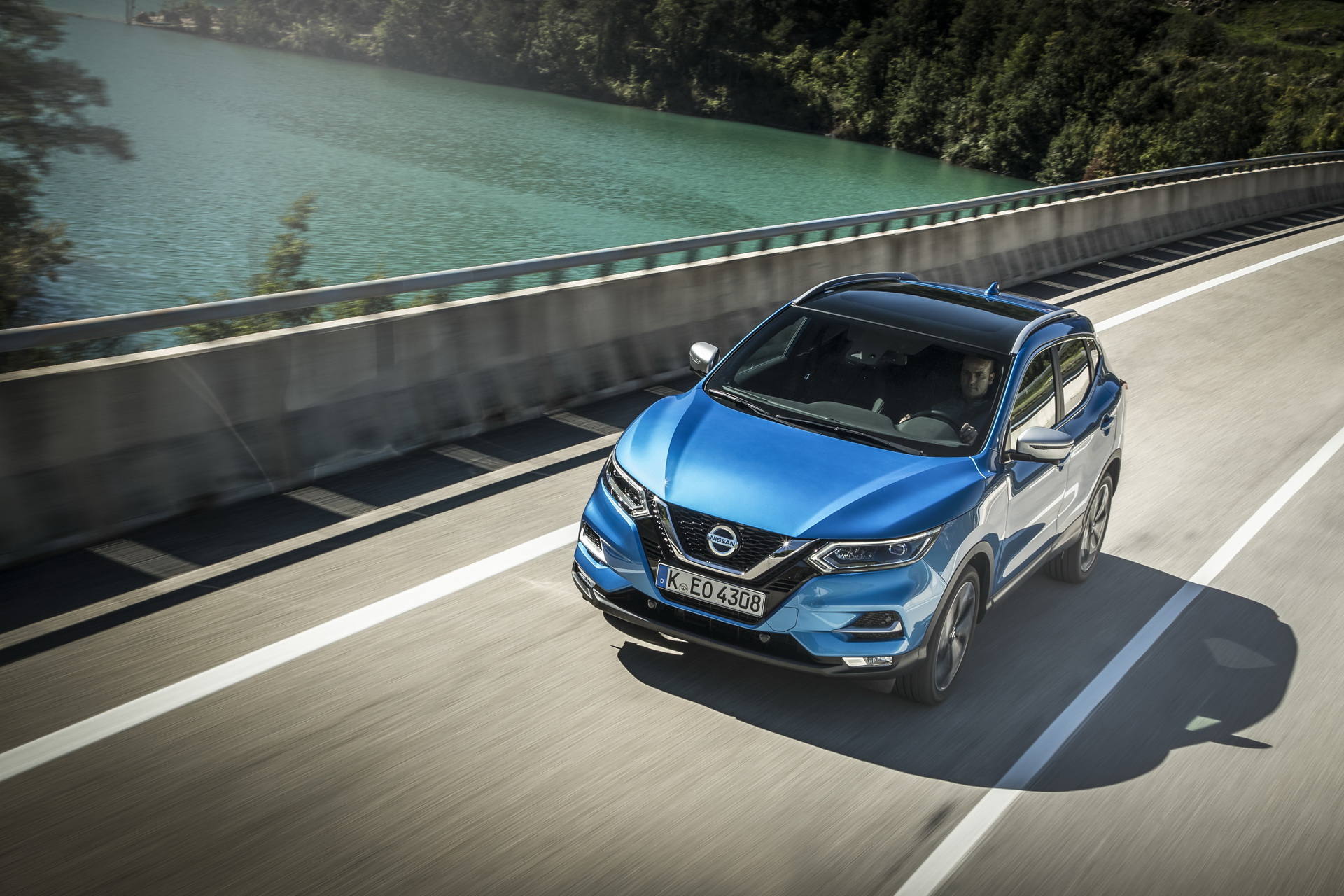 2019-Nissan-Qashqai-11 2019 Nissan Qashqai Gets New Turbo Petrol Units, DCT ‘Box And Infotainment System