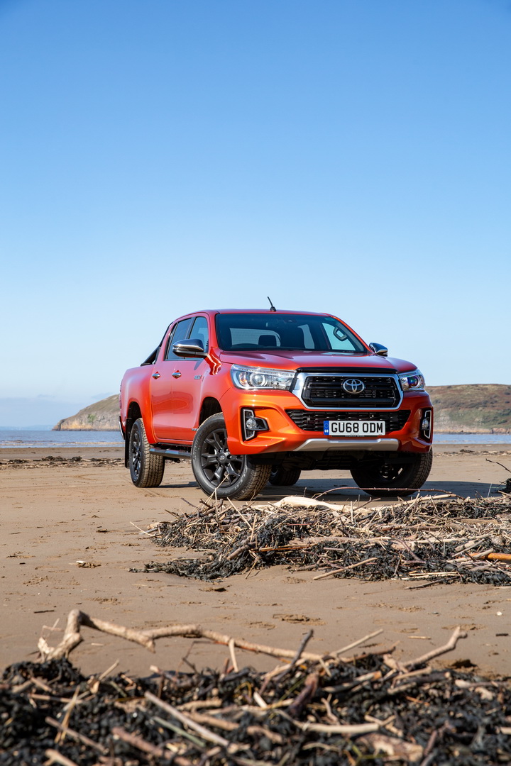 2019 toyota hilux invincible x 27 Toyota Hilux Gains New Invincible X Range-Topping Trim And Limited Edition In UK