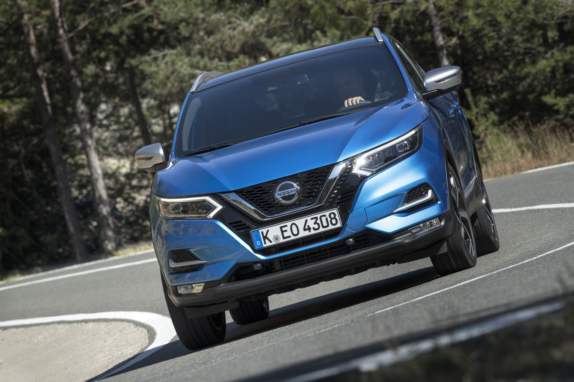 2019-Nissan-Qashqai-15 2019 Nissan Qashqai Gets New Turbo Petrol Units, DCT ‘Box And Infotainment System