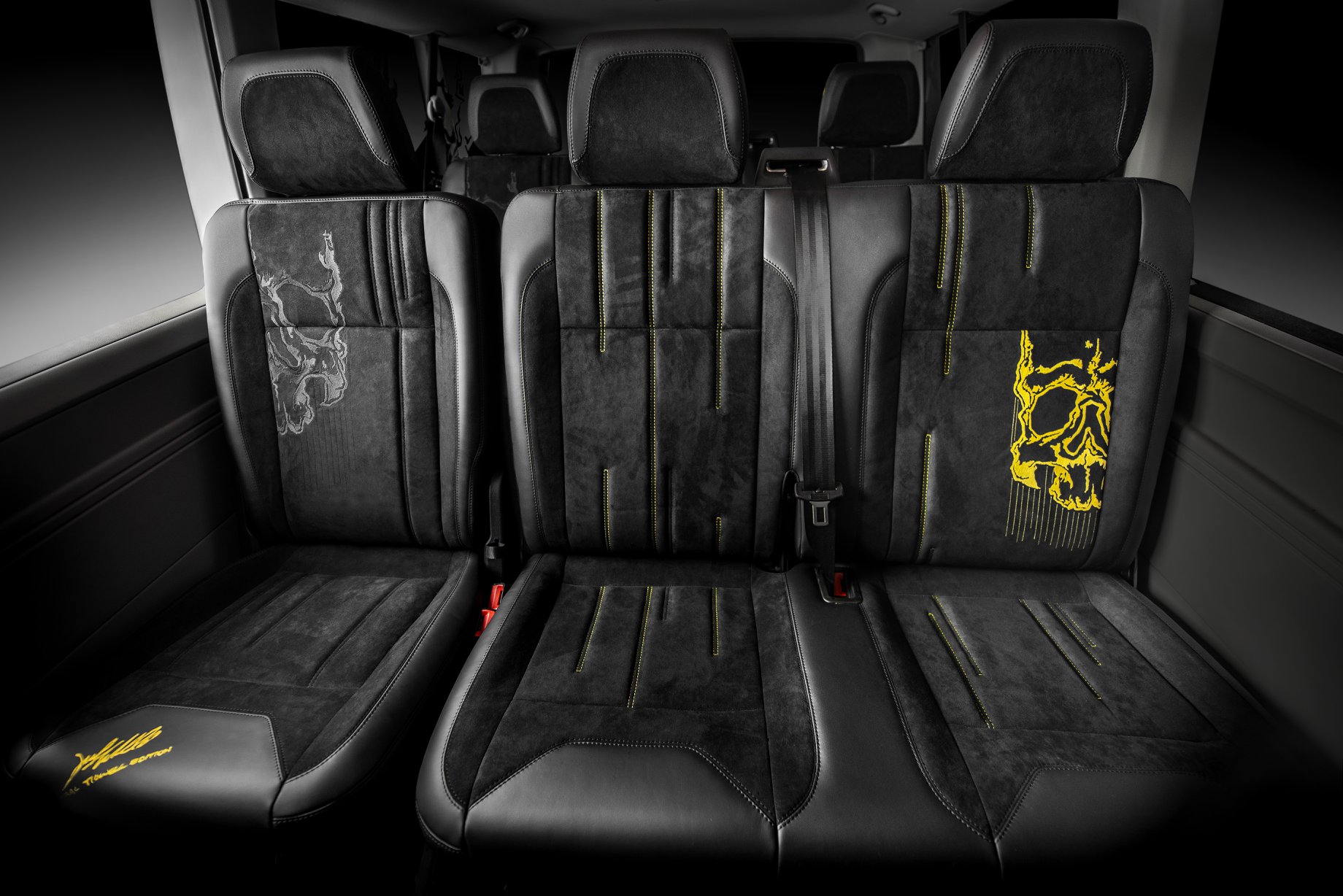 Carlex-Design-VW-Transporter-T6-4 U.S. Designer Creates A Mean-Looking VW T6 For Carlex Design