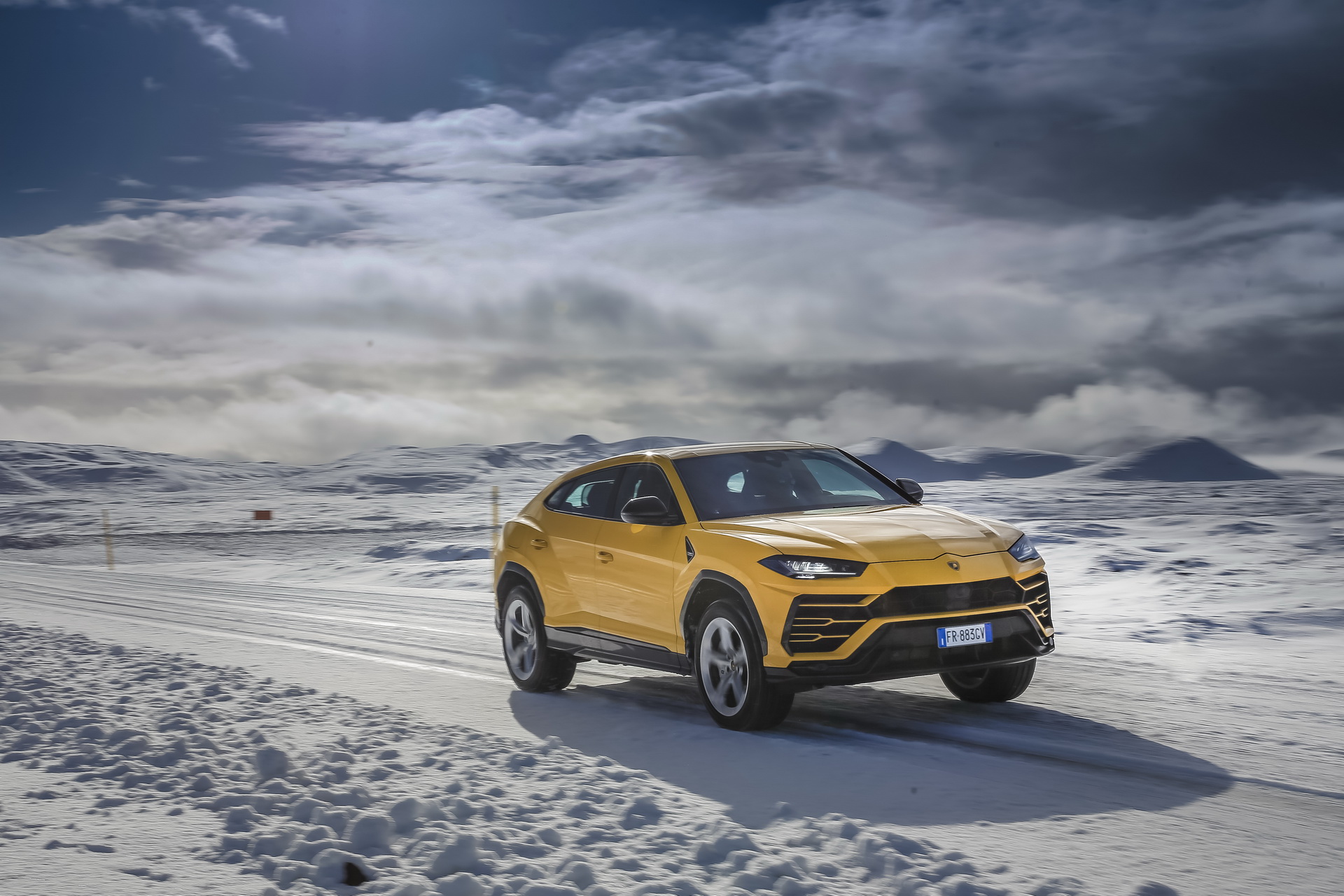 lamborghini sends urus to iceland 44 Lamborghini Sends Small Army Of Urus SUVs To Conquer Iceland