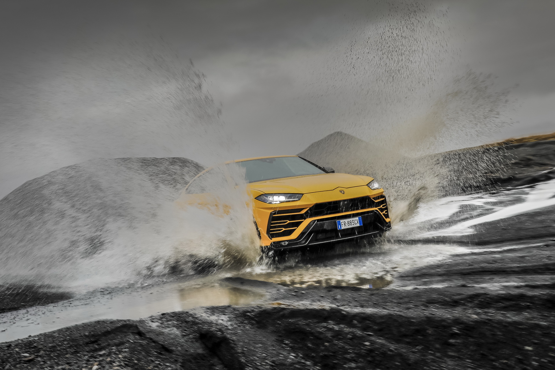 lamborghini sends urus to iceland 24 Lamborghini Sends Small Army Of Urus SUVs To Conquer Iceland