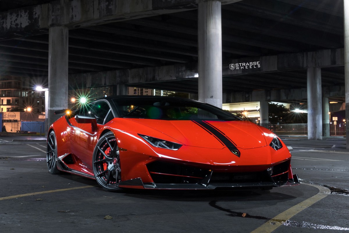 lamborghini huracan strasse wheels 4 Lamborghini Huracan LP 580-2 Wears Glossy Black, Y-Pattern Strasse Rims