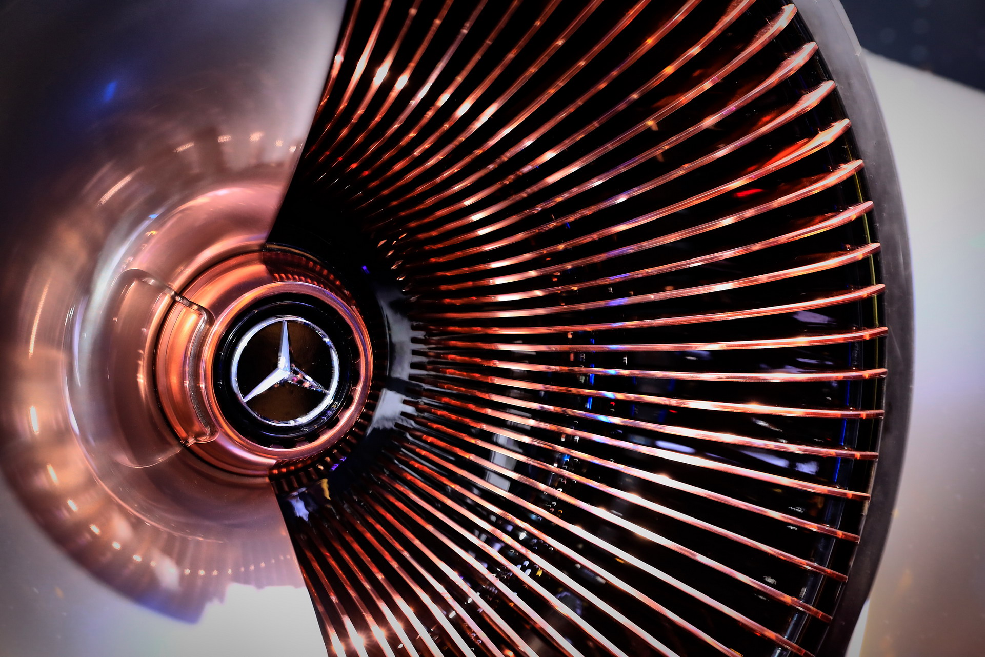 Mercedes B115 2018 Paris Auto Show Gallery: Mercedes-Benz