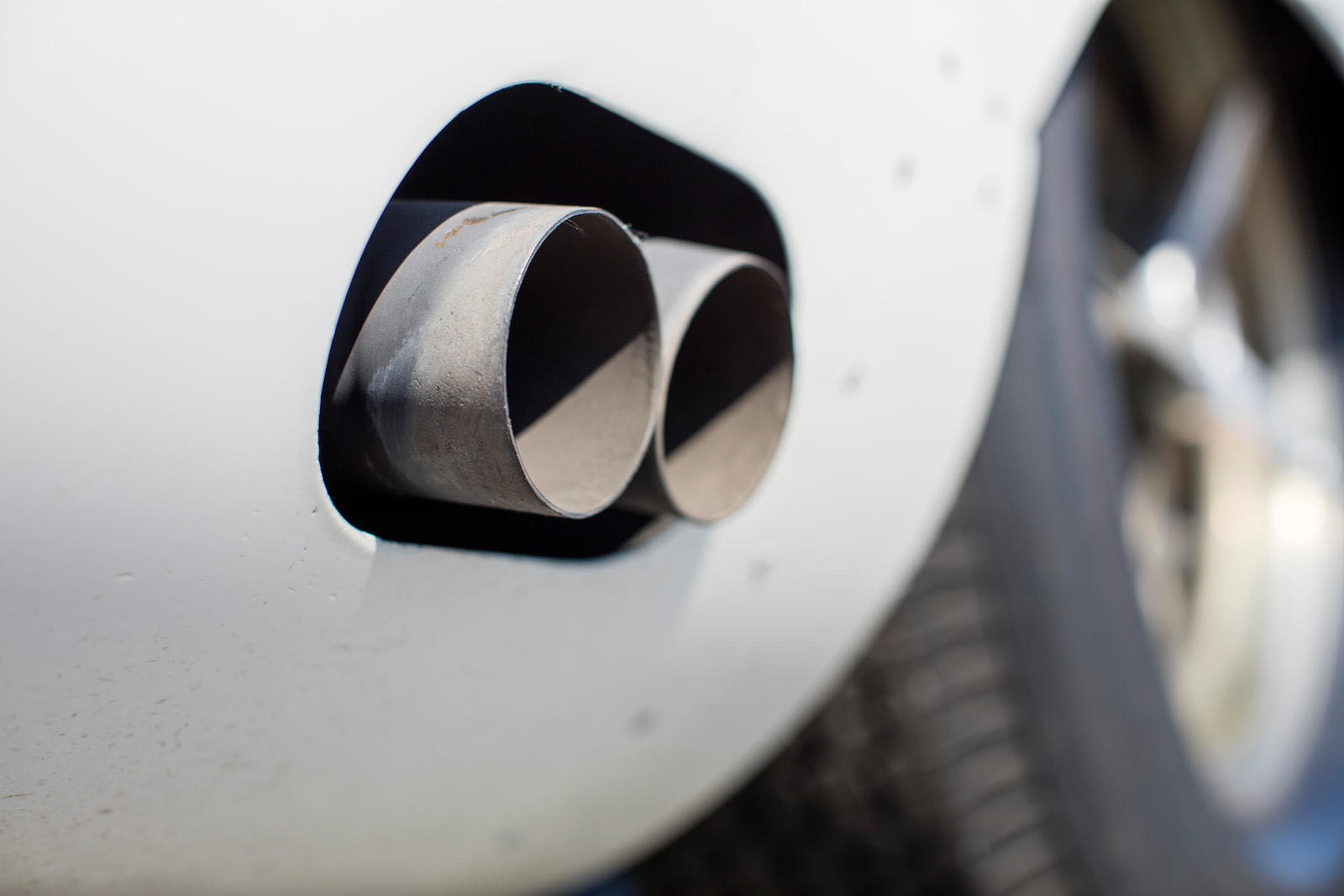 1959-LISTER-JAGUAR-17 Stirling Moss Drove This 1959 Lister Jaguar – Wanna Be Next?