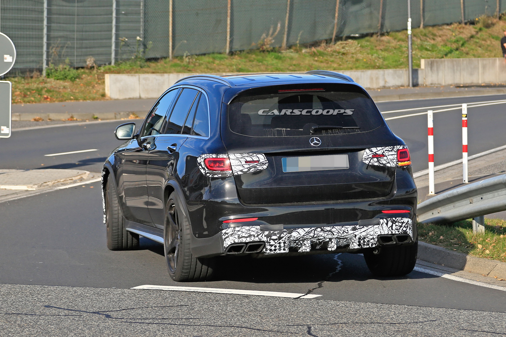 2019 mercedes amg glc63 facelift spy 21 2020 Mercedes-AMG GLC 63 Gets A Mild Makeover, Coming Next Year