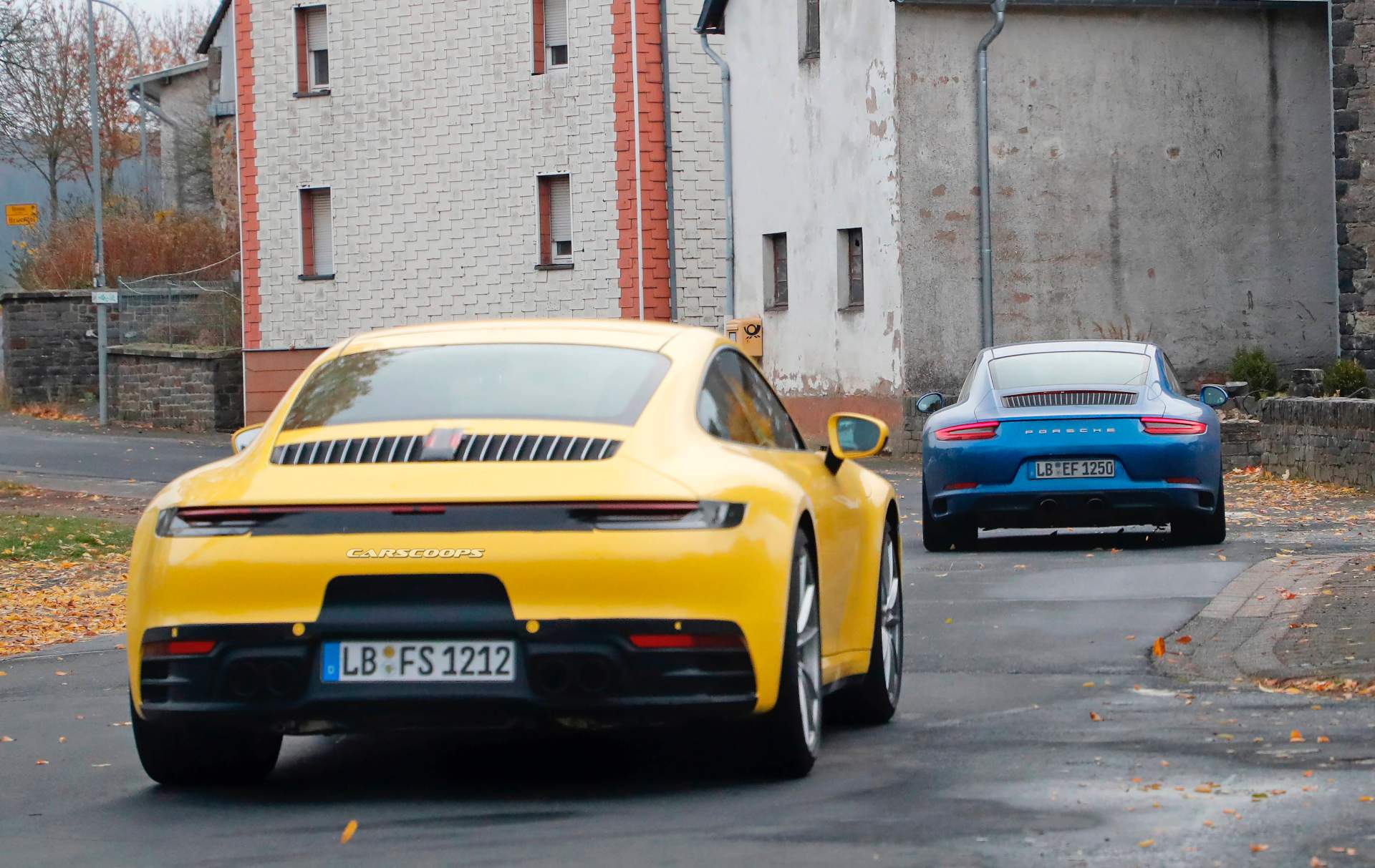 Porsche 911 (992) and Porsche 911 (991) 4 Spot The Changes: 2020 Porsche 911 (992) Spied Alongside 991 Predecessor