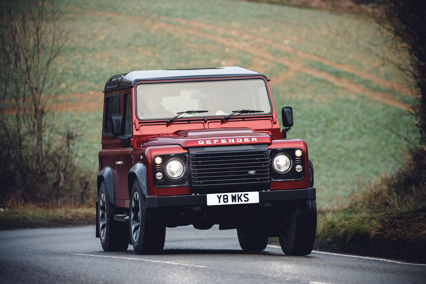 land rover defender 1 Ford Could Help Chemicals Company Build Land Rover Defender Rival