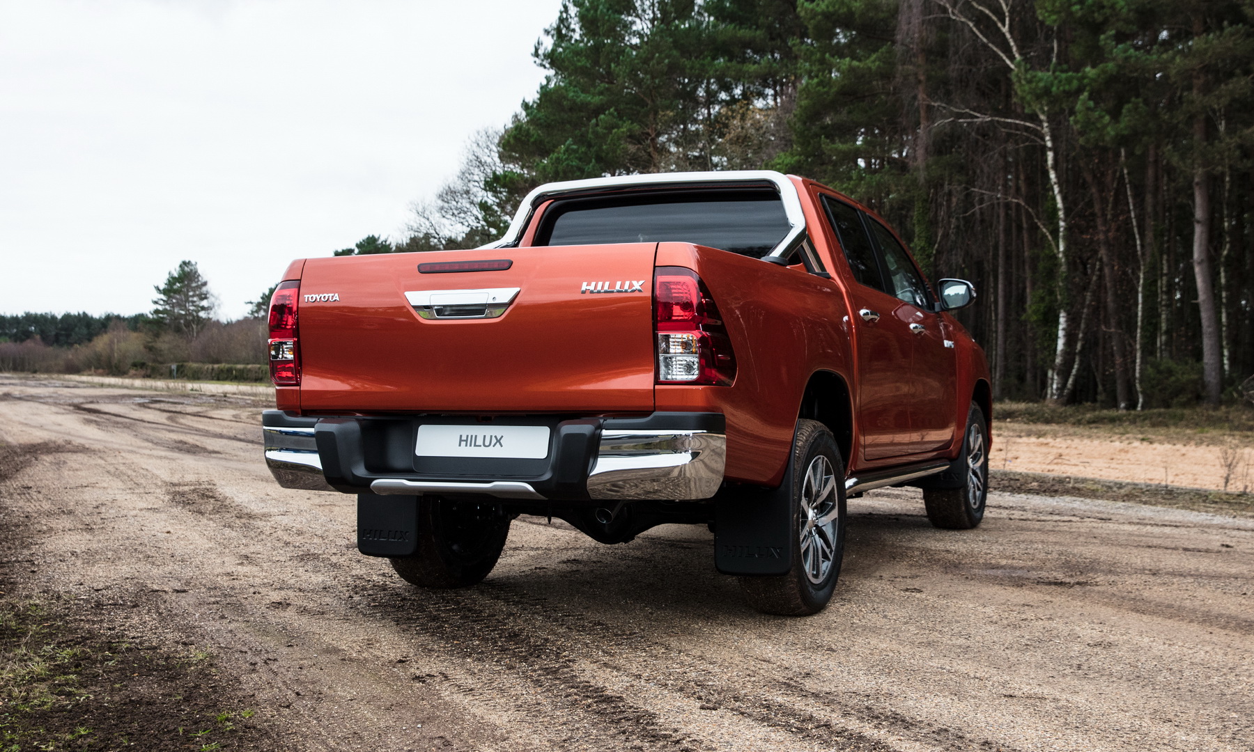 2019 toyota hilux invincible x 63 Toyota Hilux Gains New Invincible X Range-Topping Trim And Limited Edition In UK