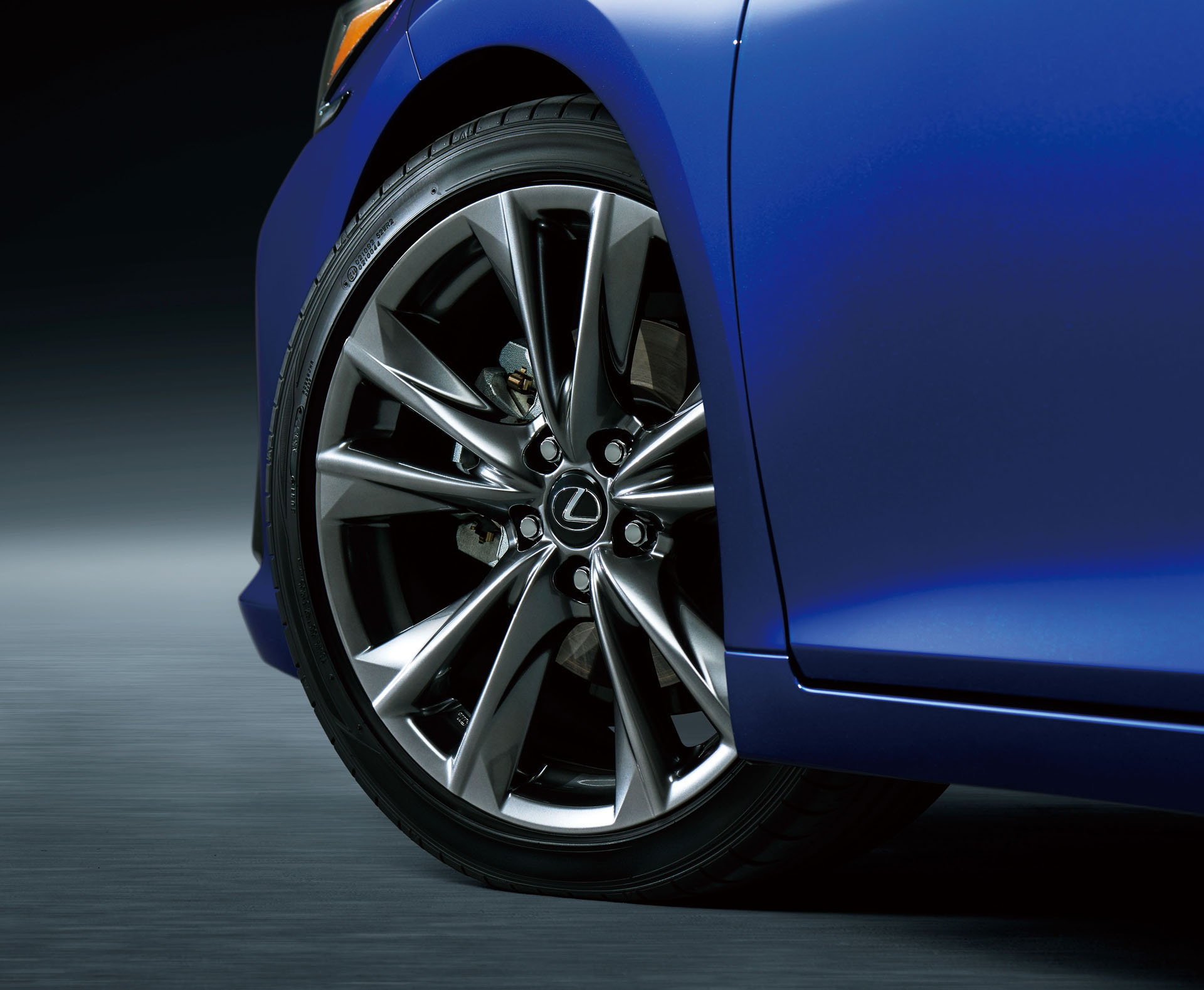 2019-lexus-es-jdm-40 2019 Lexus ES Launches In Japan Complete With Digital Mirrors