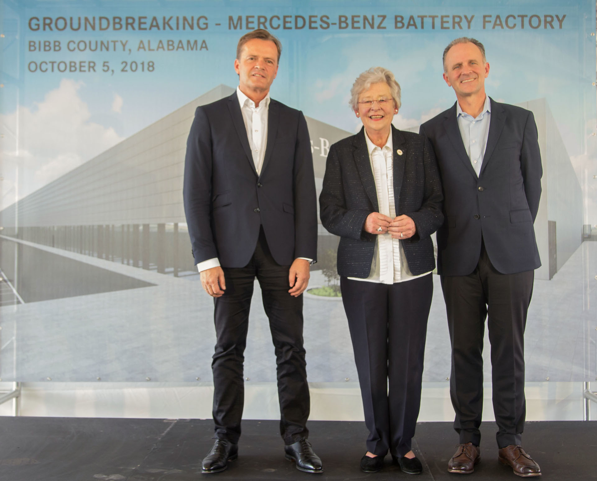 18C0845_002 Daimler’s Doubling Down On Alabama Production, Starts Building Battery Plant