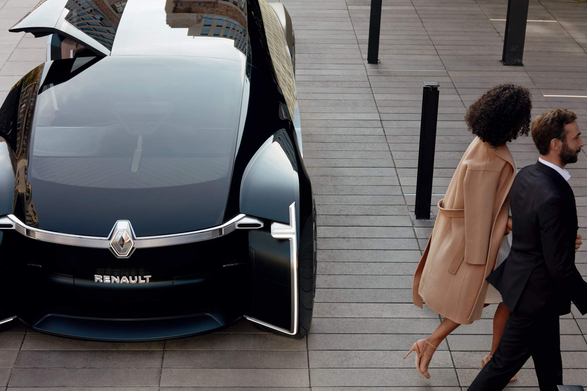 Renault EZ Ultimo Concept 8 Renault EZ-Ultimo Concept Envisions Self-Driving Luxury Lounge